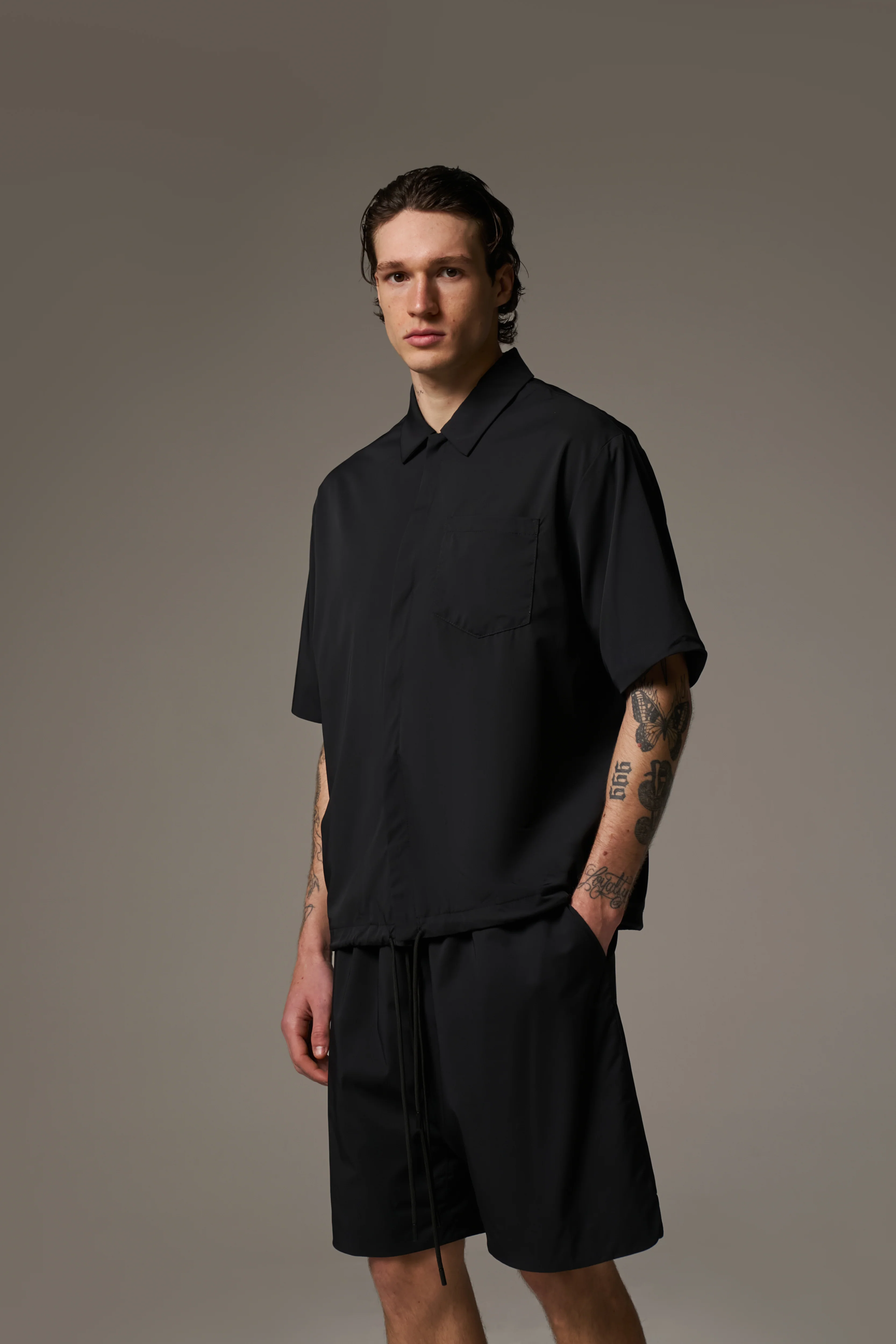 NYLON DRAWCORD SHIRT - BLACK
