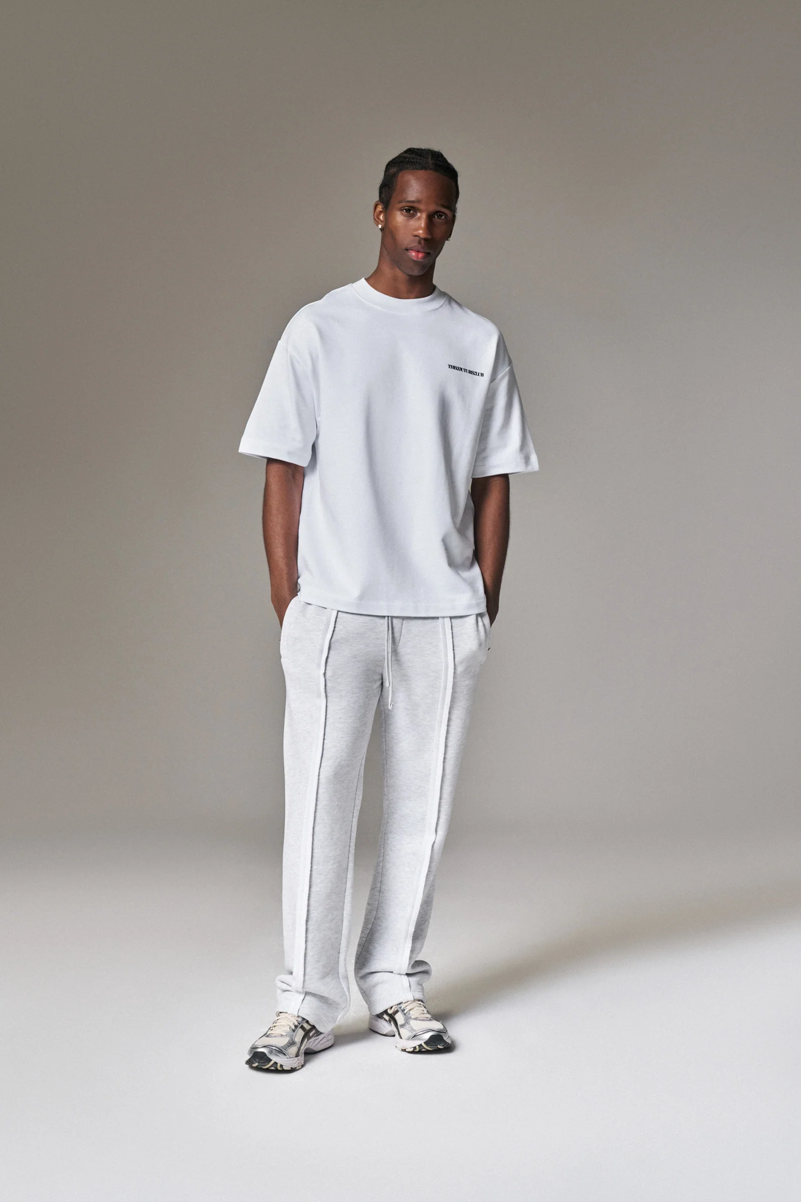 HEAVYWEIGHT COPYRIGHT T-SHIRT - WHITE