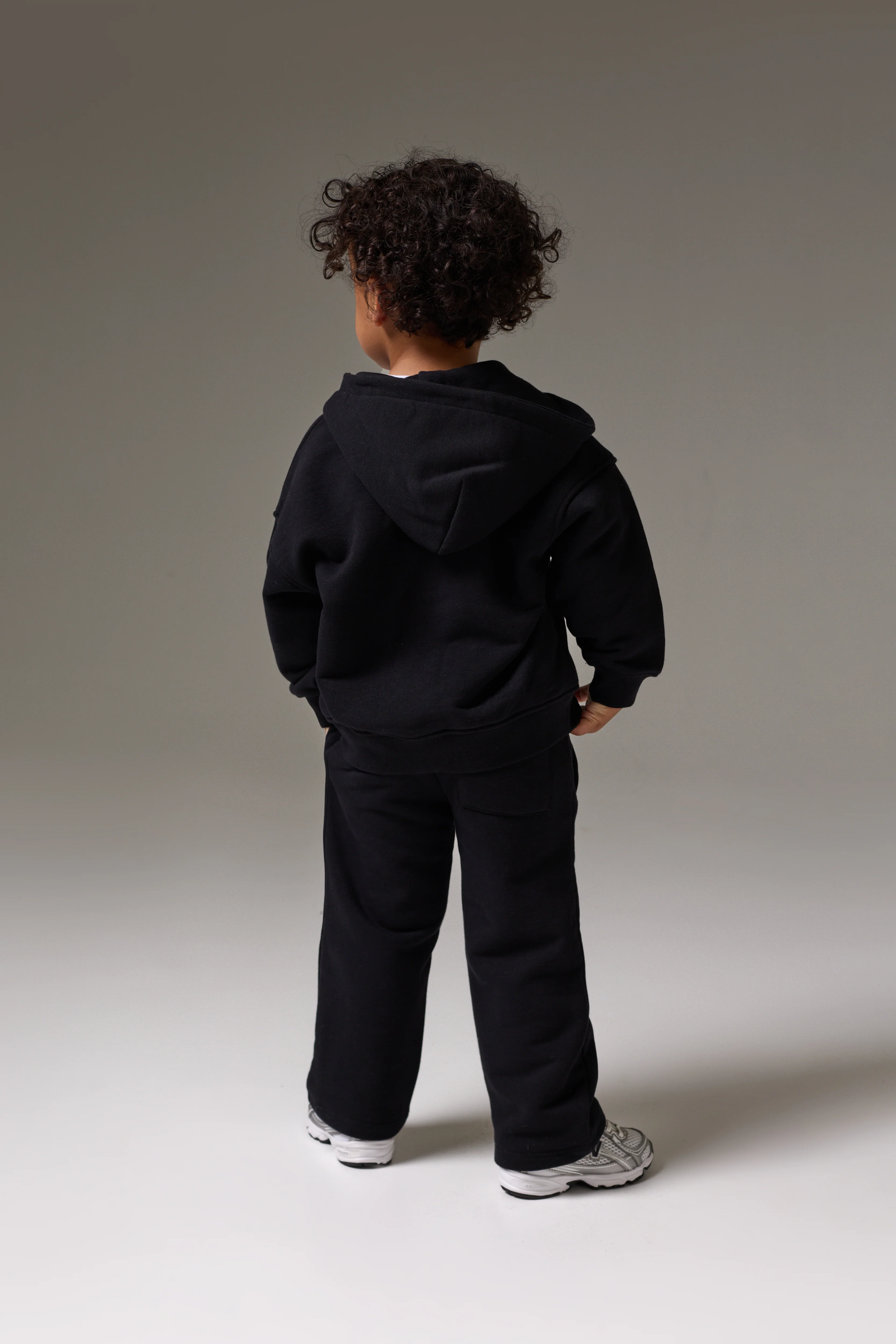 KIDS ZIP THROUGH MONOGRAM EMBLEM APPLIQUE HOODIE - BLACK