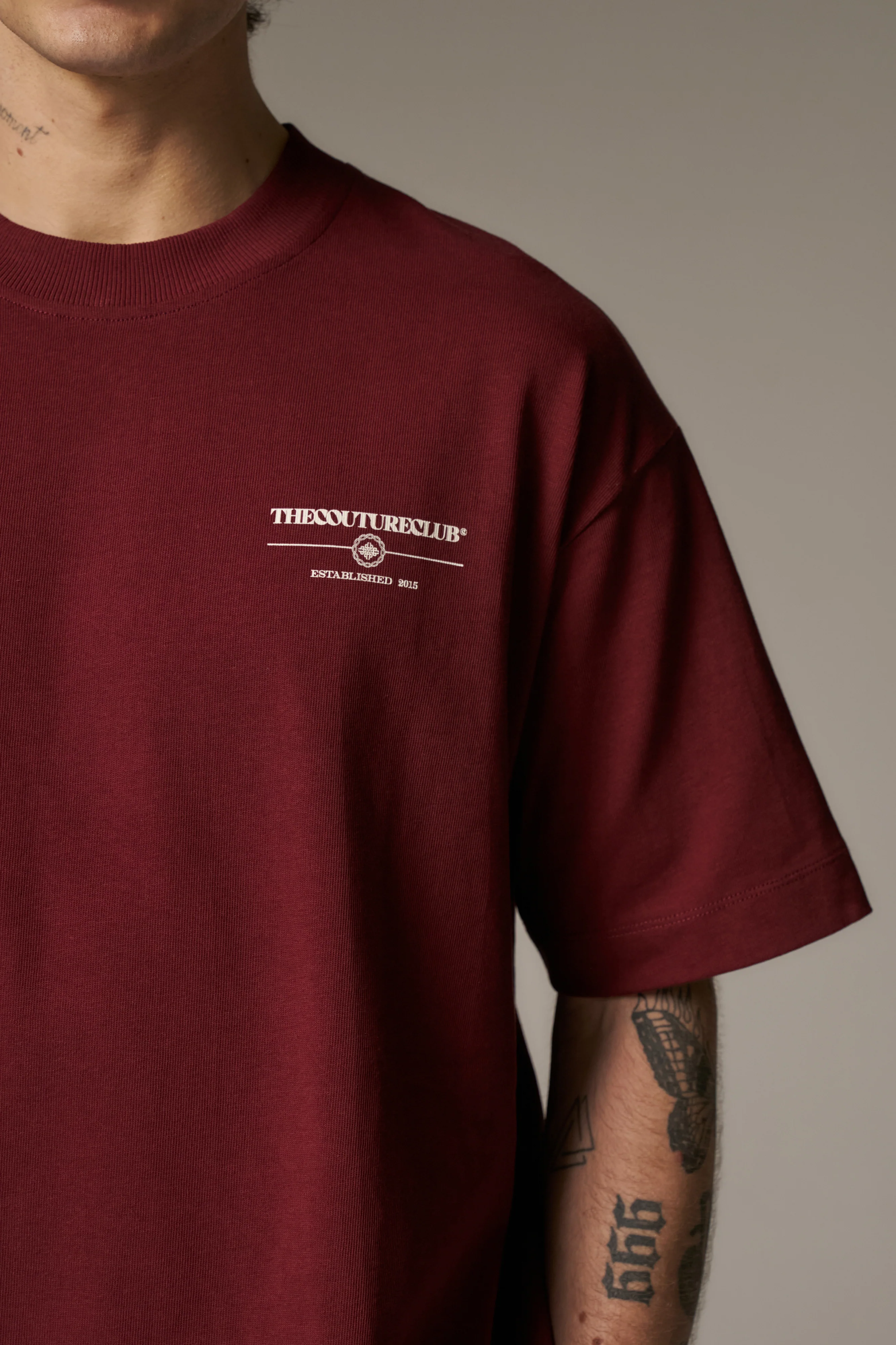 ENDLESS SUMMER GRAPHIC T-SHIRT - BURGUNDY