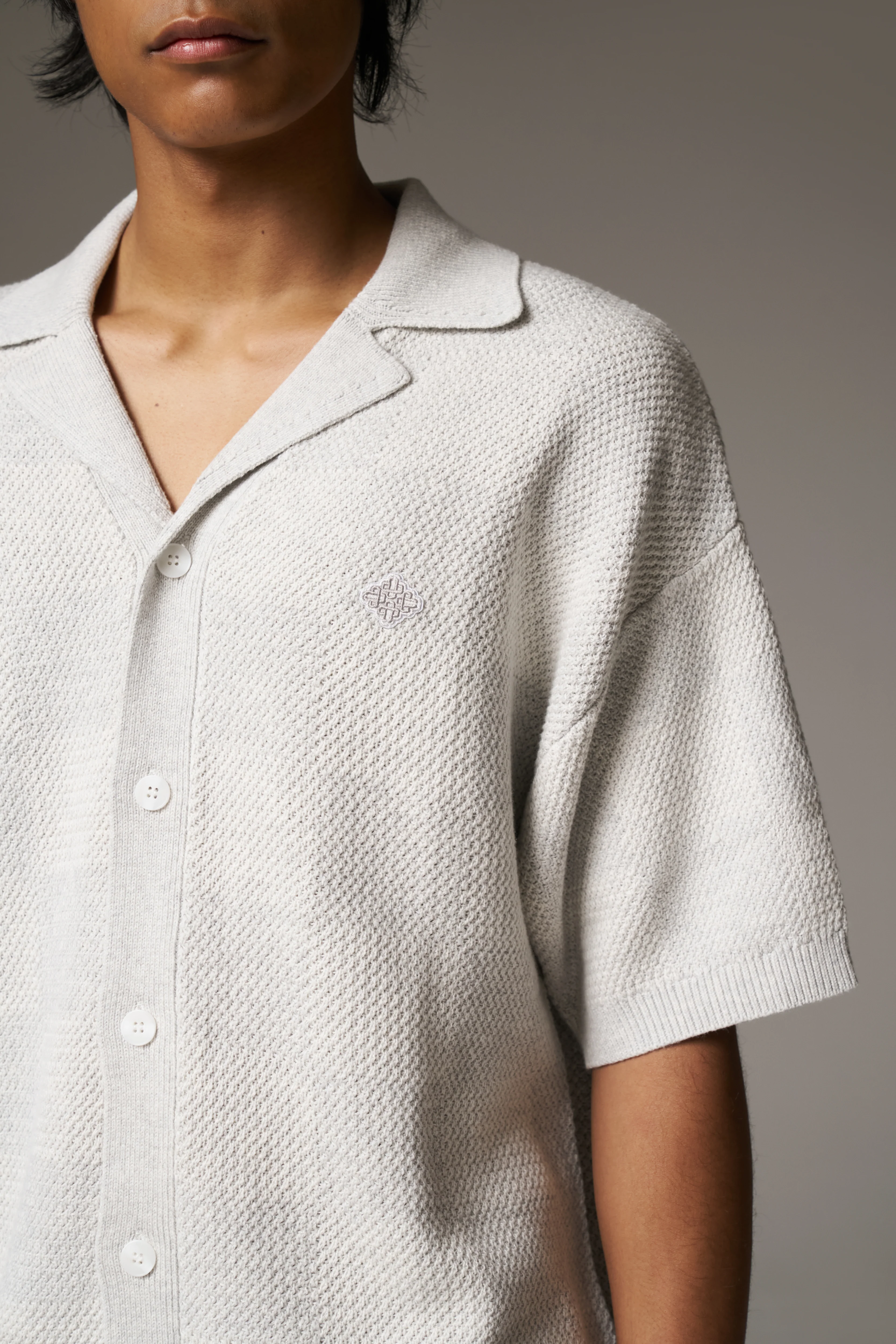 KNITTED CHECKERBOARD SHIRT - GREY