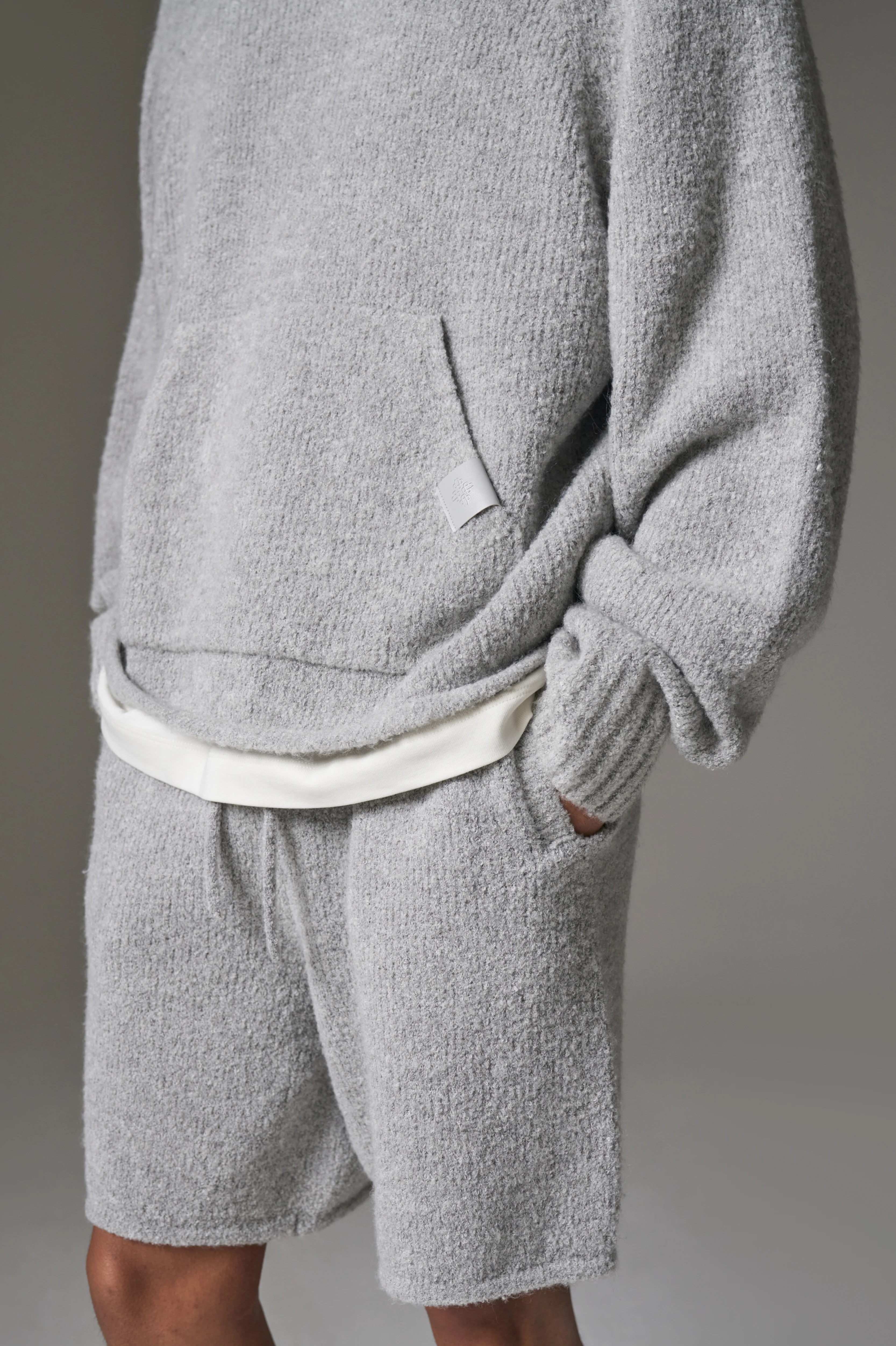 BOUCLE KNIT SHORTS - GREY MARL