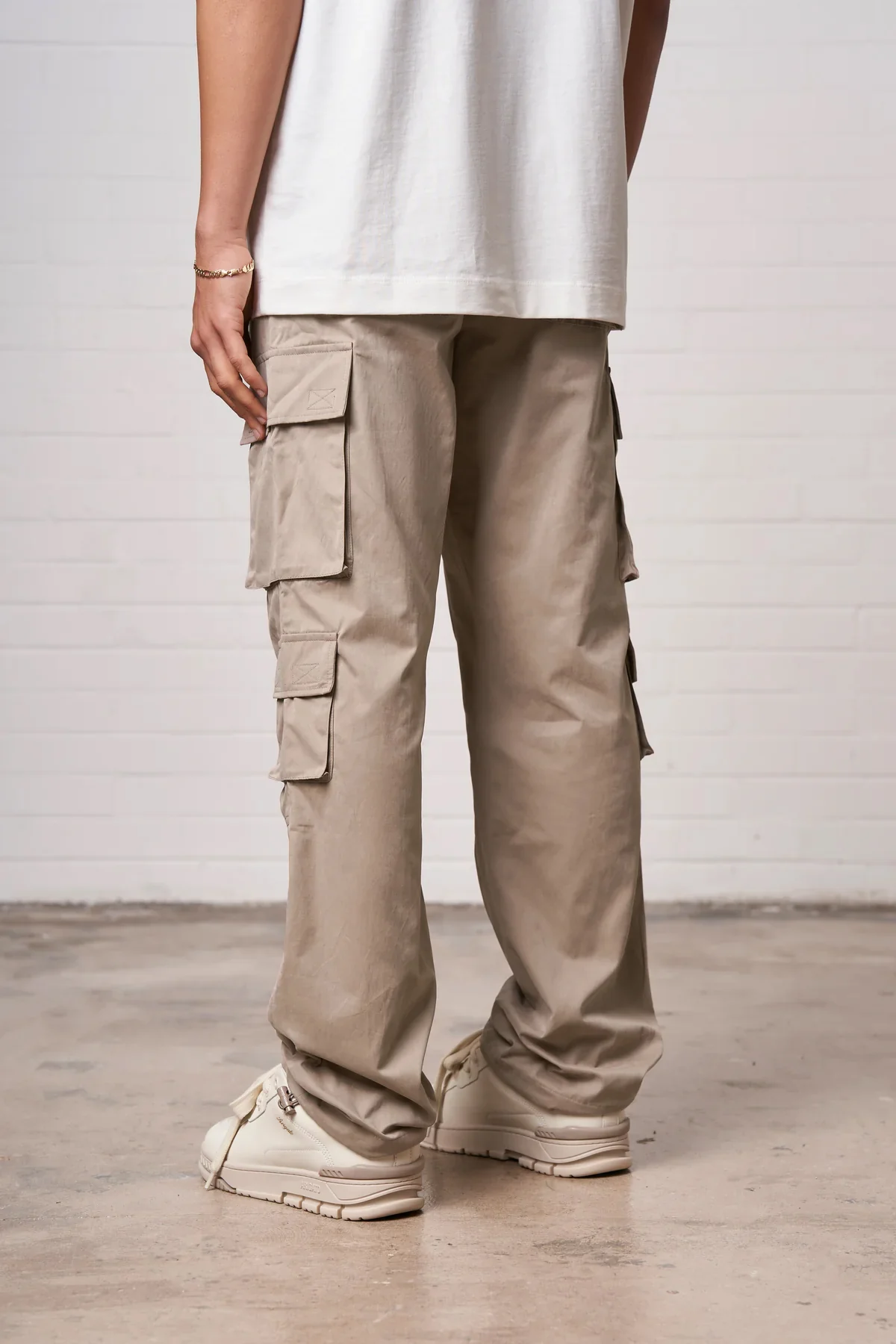 ESSENTIALS CARGO PANT - BEIGE