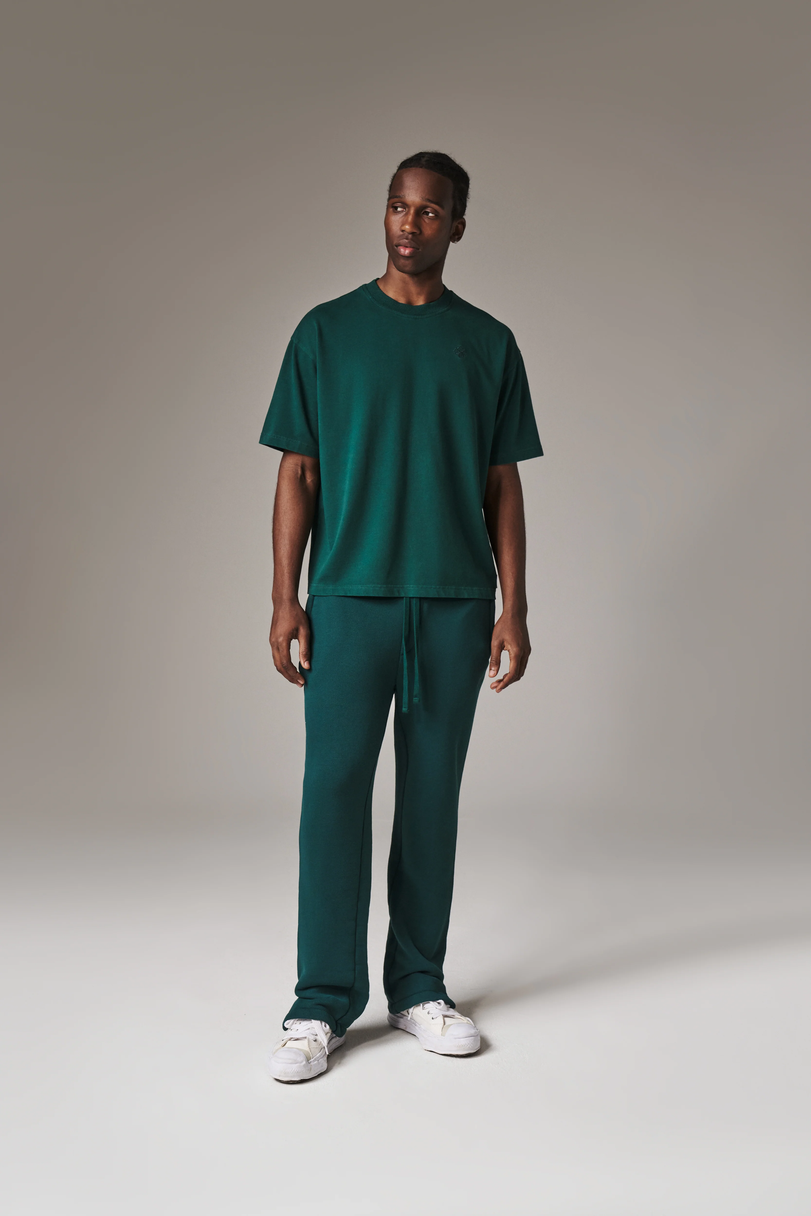 LAUNDERED CLASSICS T-SHIRT - GREEN