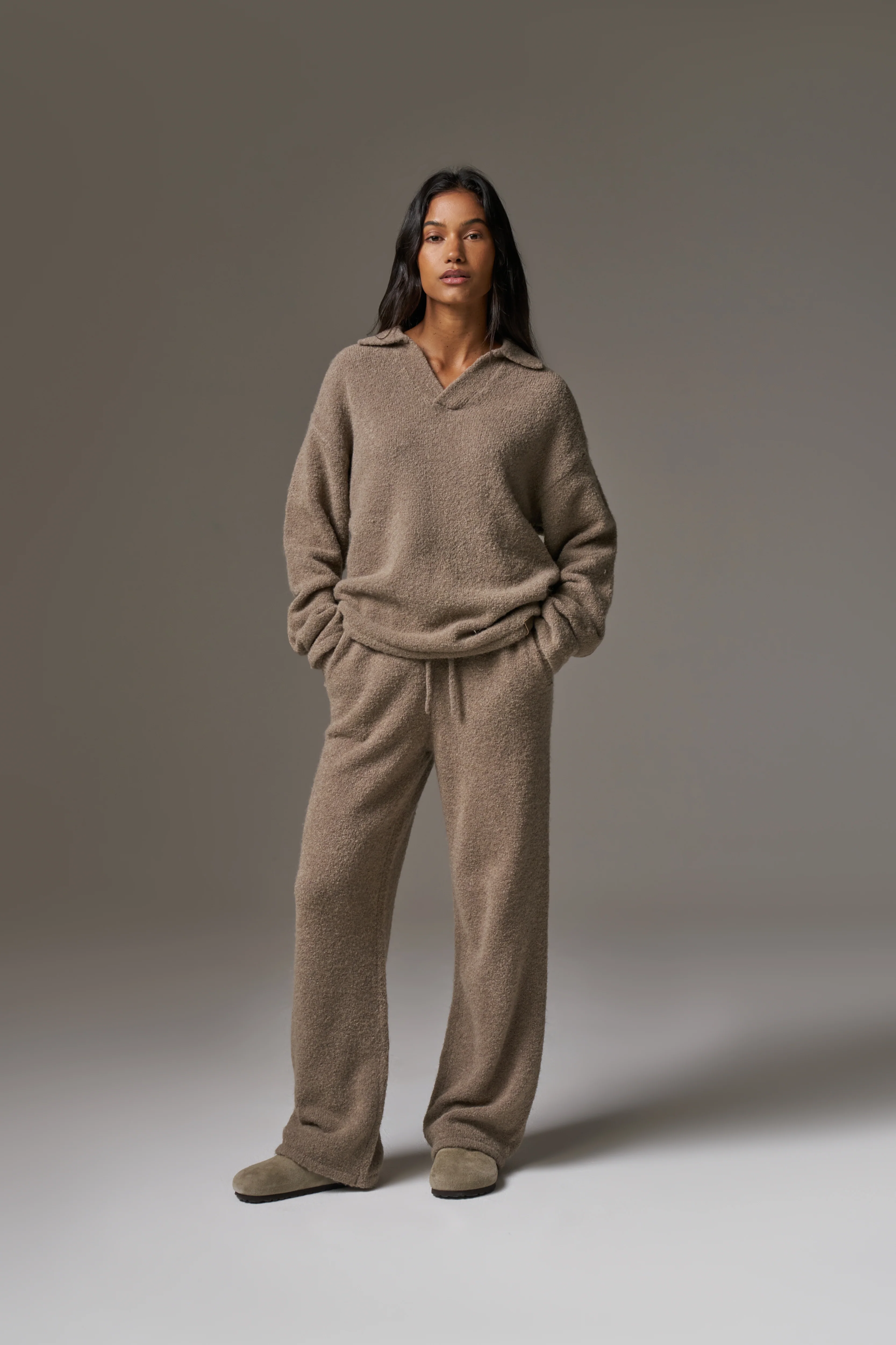 BOUCLE KNIT LONG SLEEVE POLO - BROWN