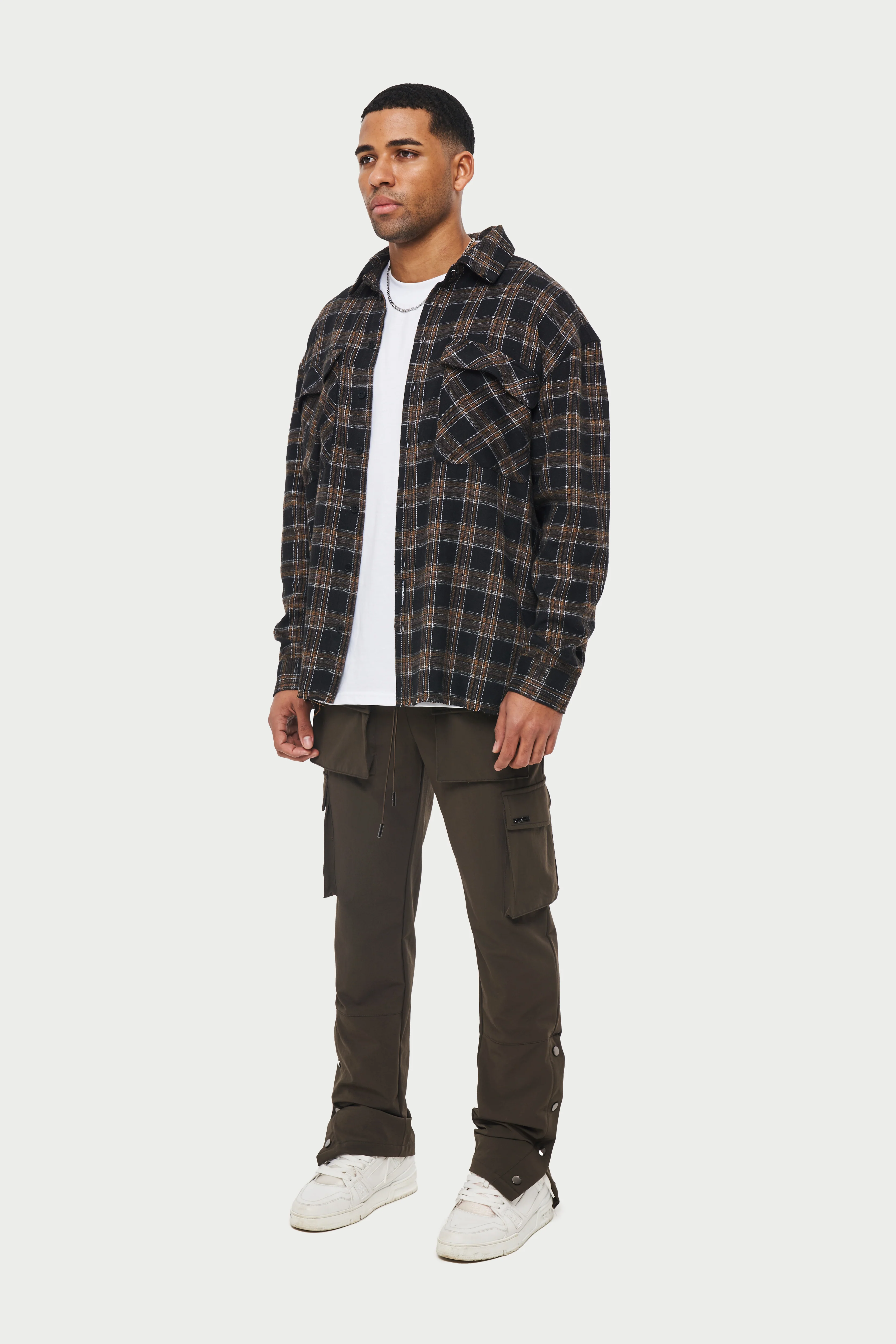 TECHNICAL STRETCH POPPER DETAIL CARGO PANTS - MOCHA