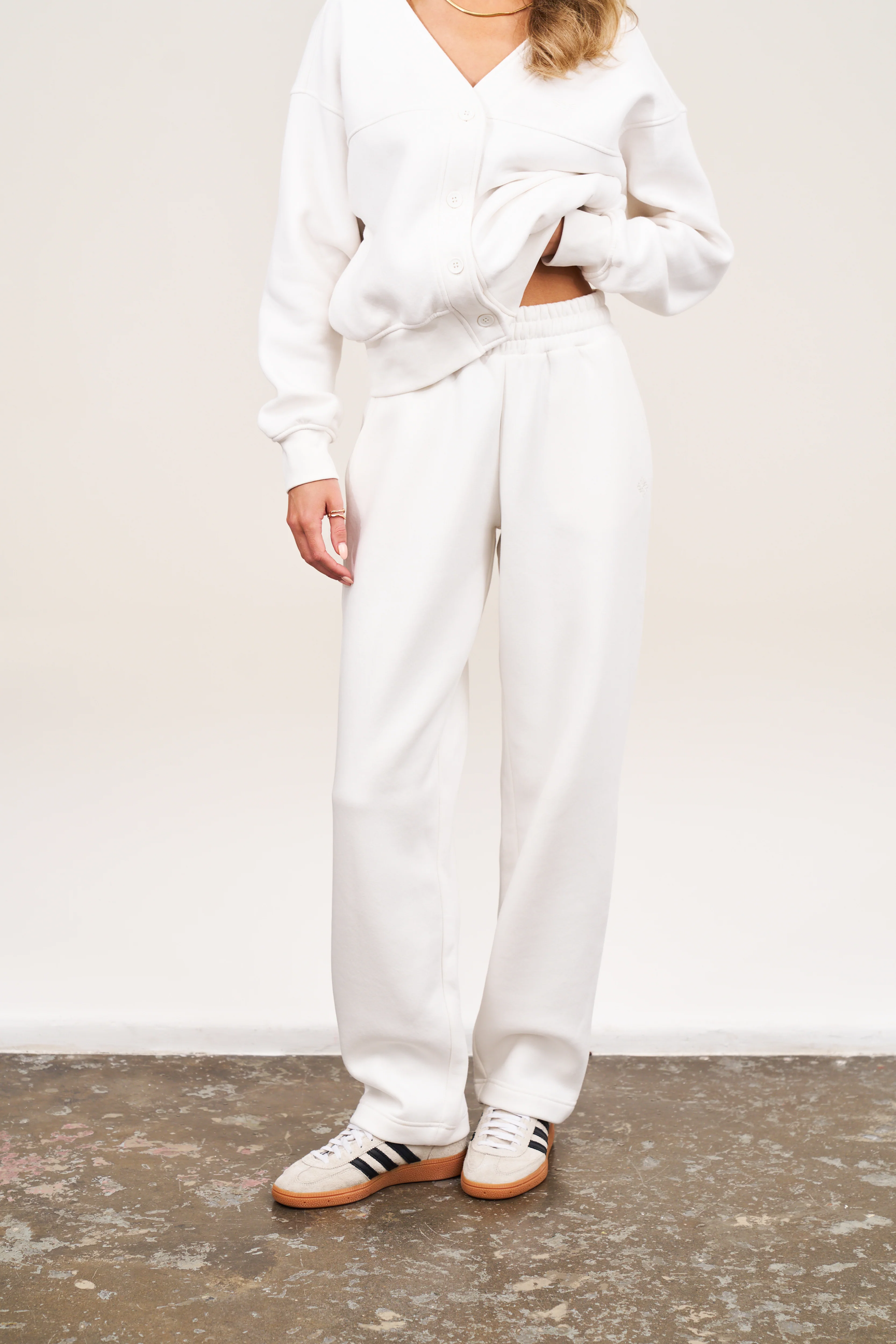 RELAXED TAPERED LEG JOGGERS - OFF WHITE