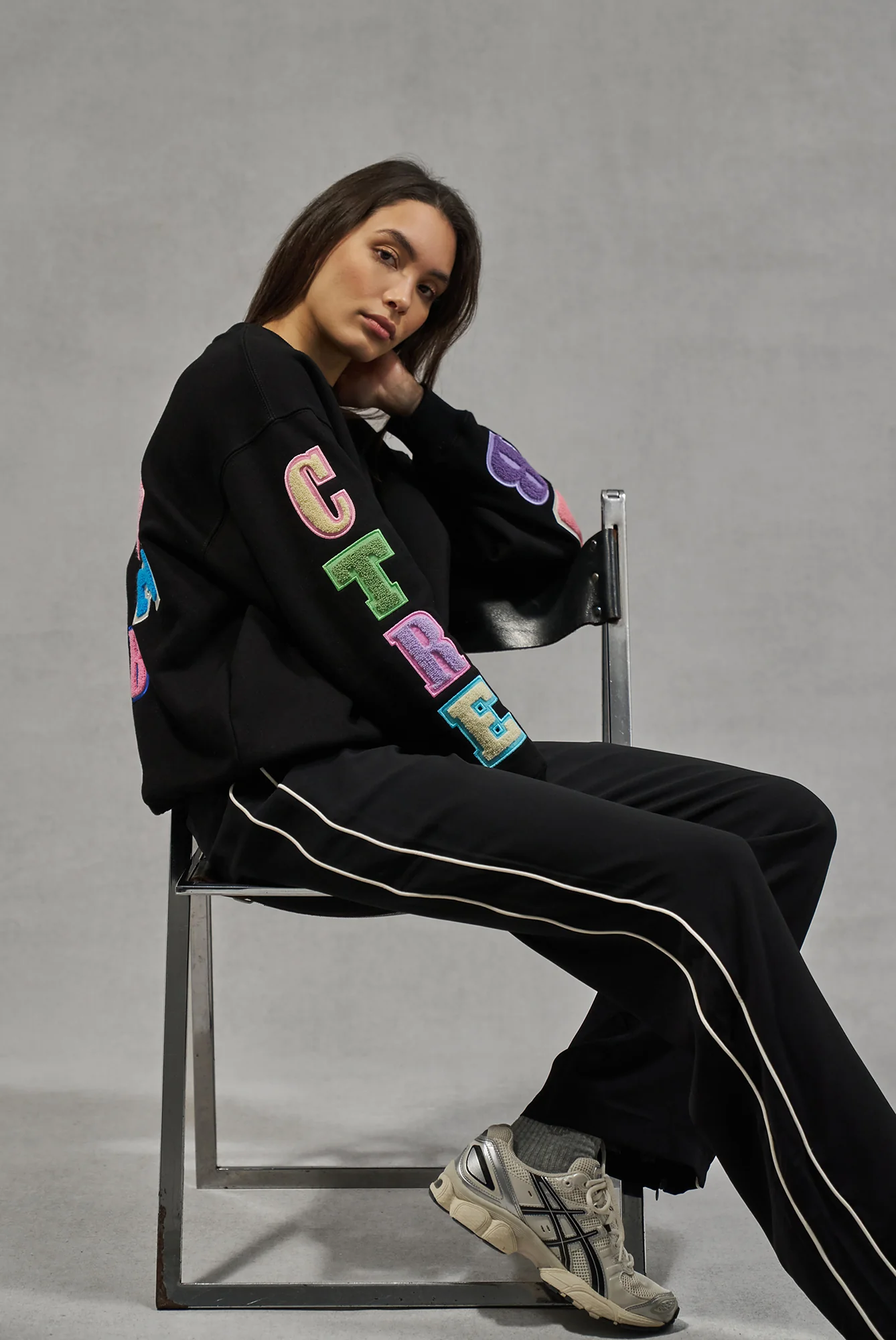 MULTIBADGED CHENILLE SWEATSHIRT - BLACK