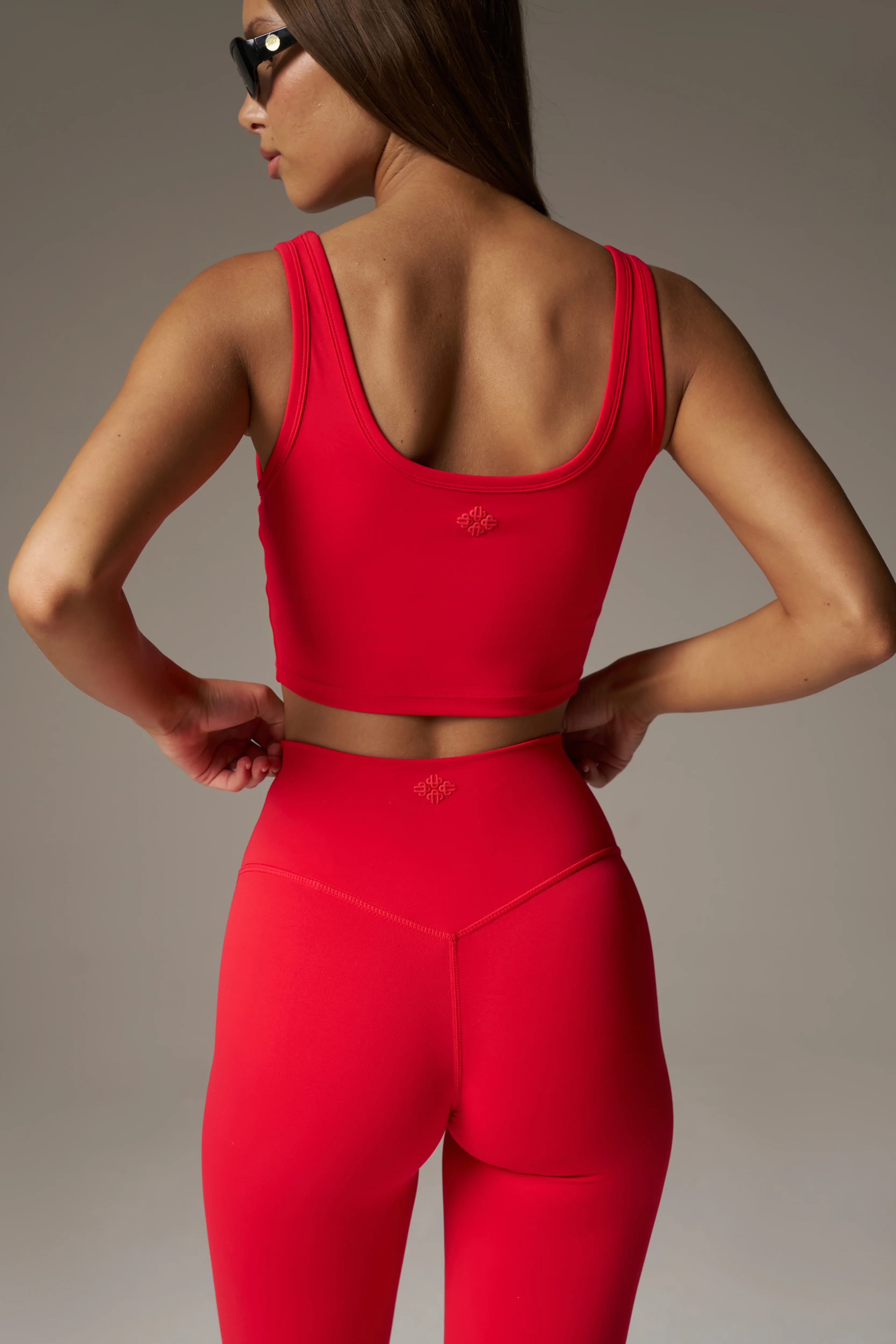 SCULPTING STRETCH EMBLEM LEGGINGS - RED
