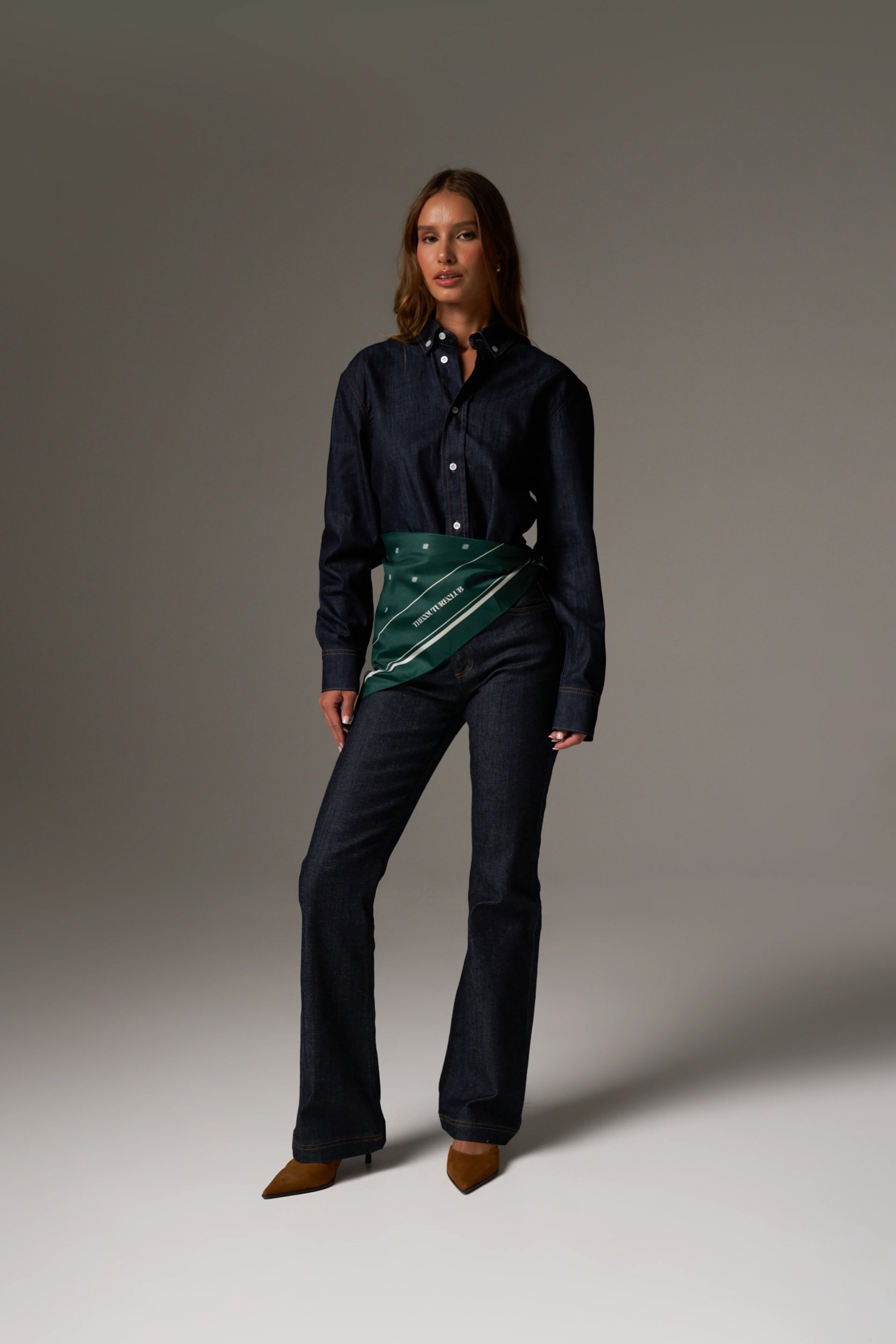 RELAXED FLARE JEANS - DARK INDIGO