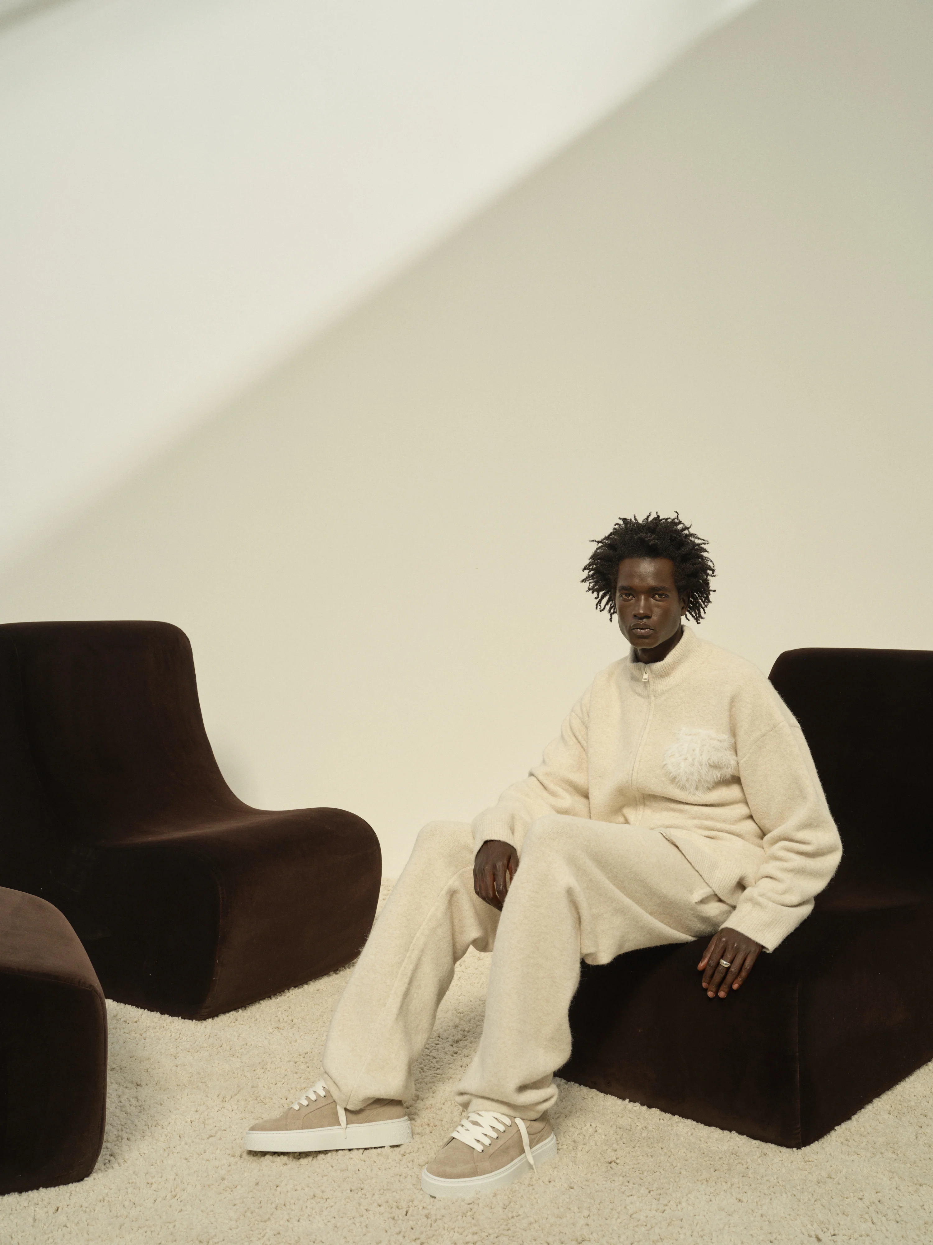 MONGRAM EMBLEM FLUFFY KNIT JOGGERS - BEIGE