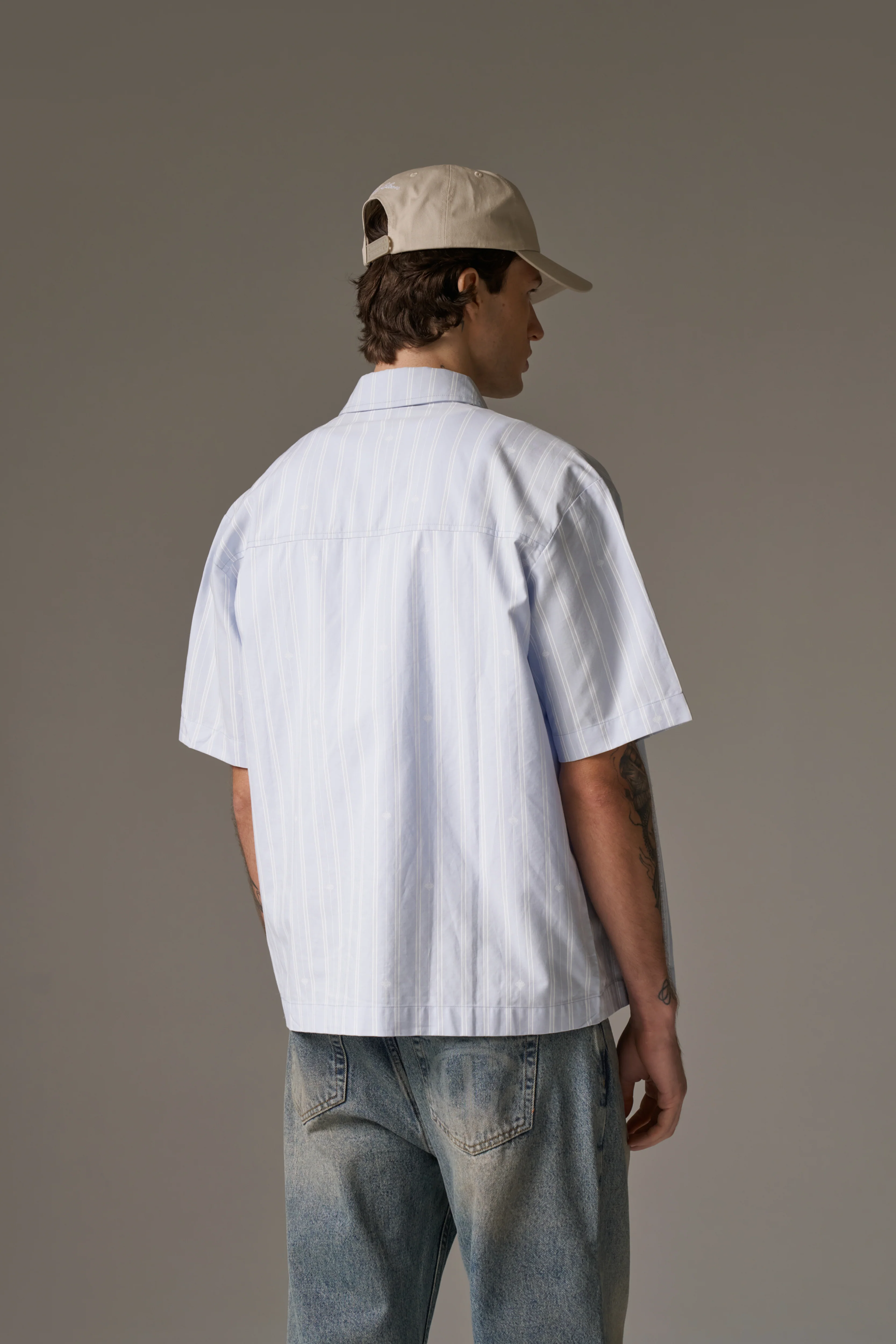 EMBLEM STRIPE SHIRT - BLUE