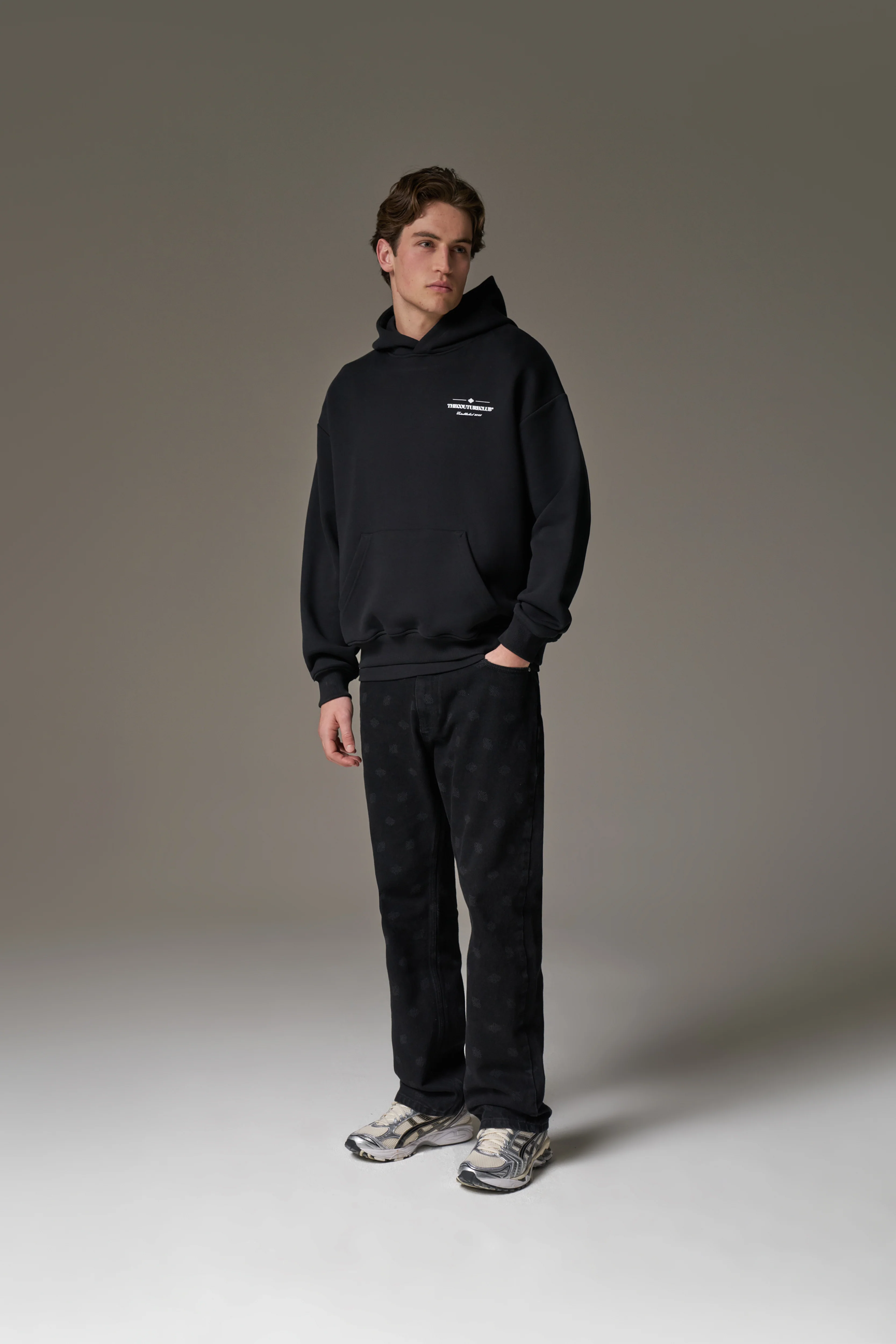 MIXED FONT GRAPHIC HOODIE - BLACK