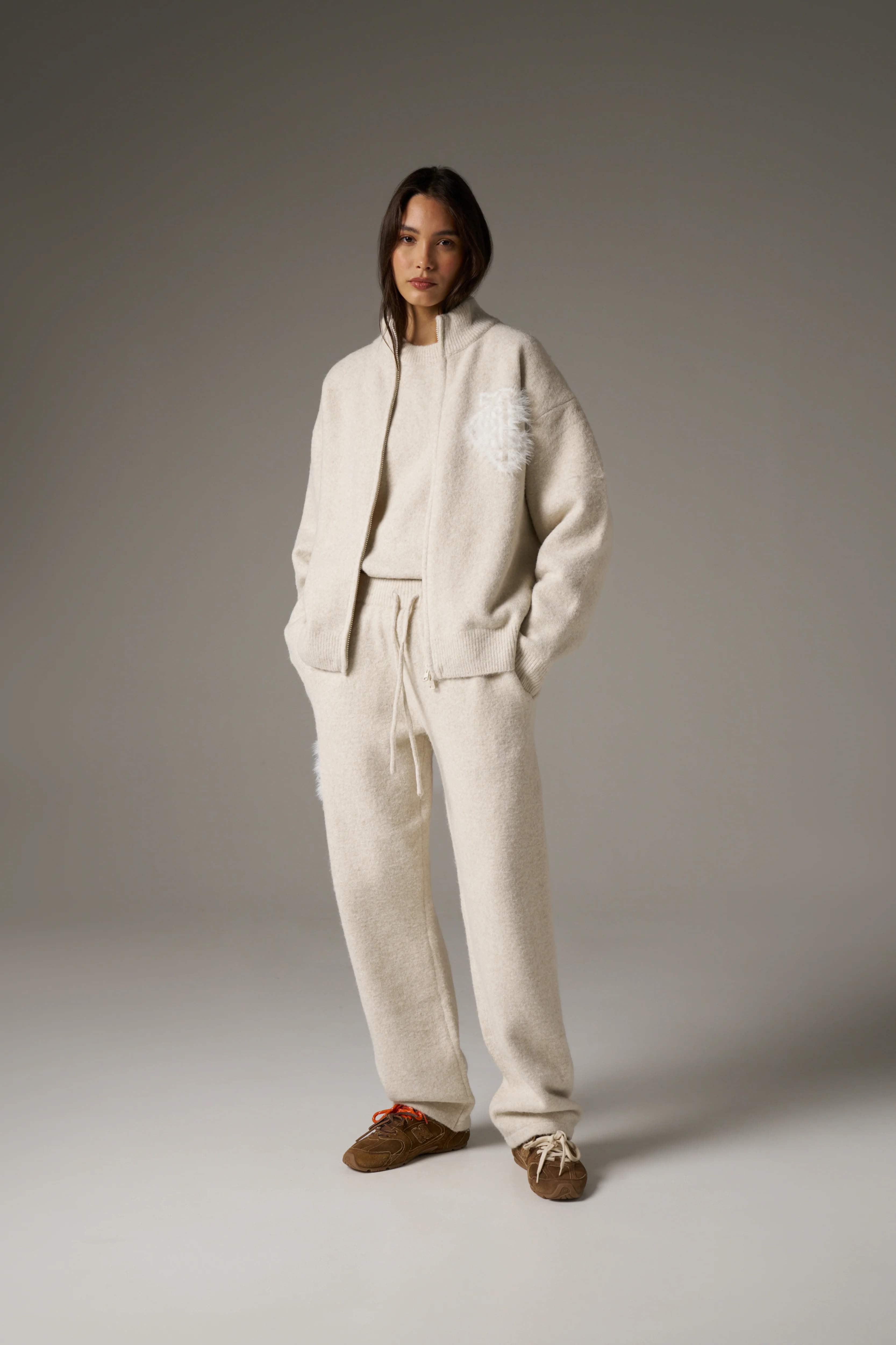 MONGRAM EMBLEM FLUFFY KNIT JOGGERS - BEIGE