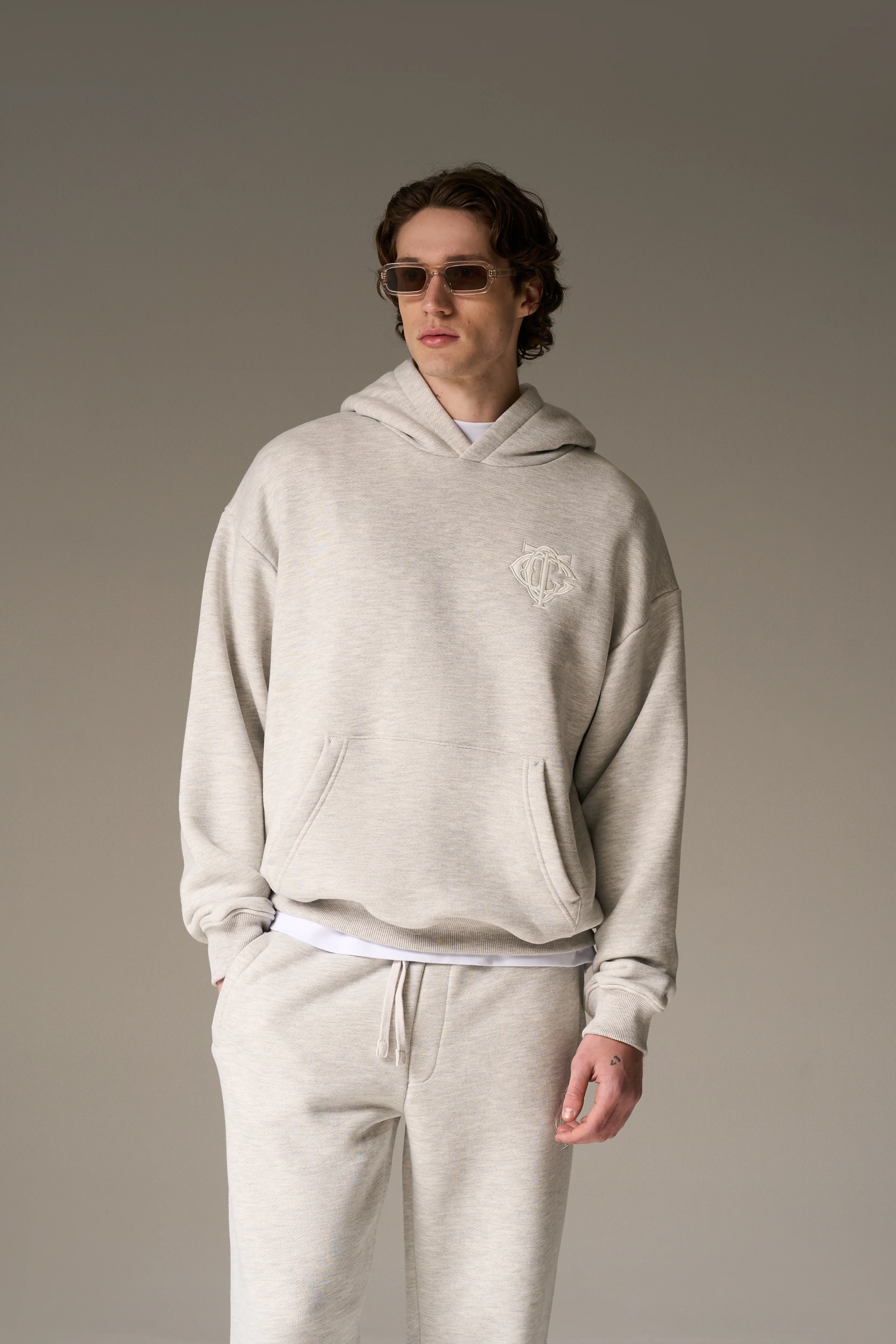 HEAVYWEIGHT MONOGRAM EMBLEM HOODIE - GREY MARL