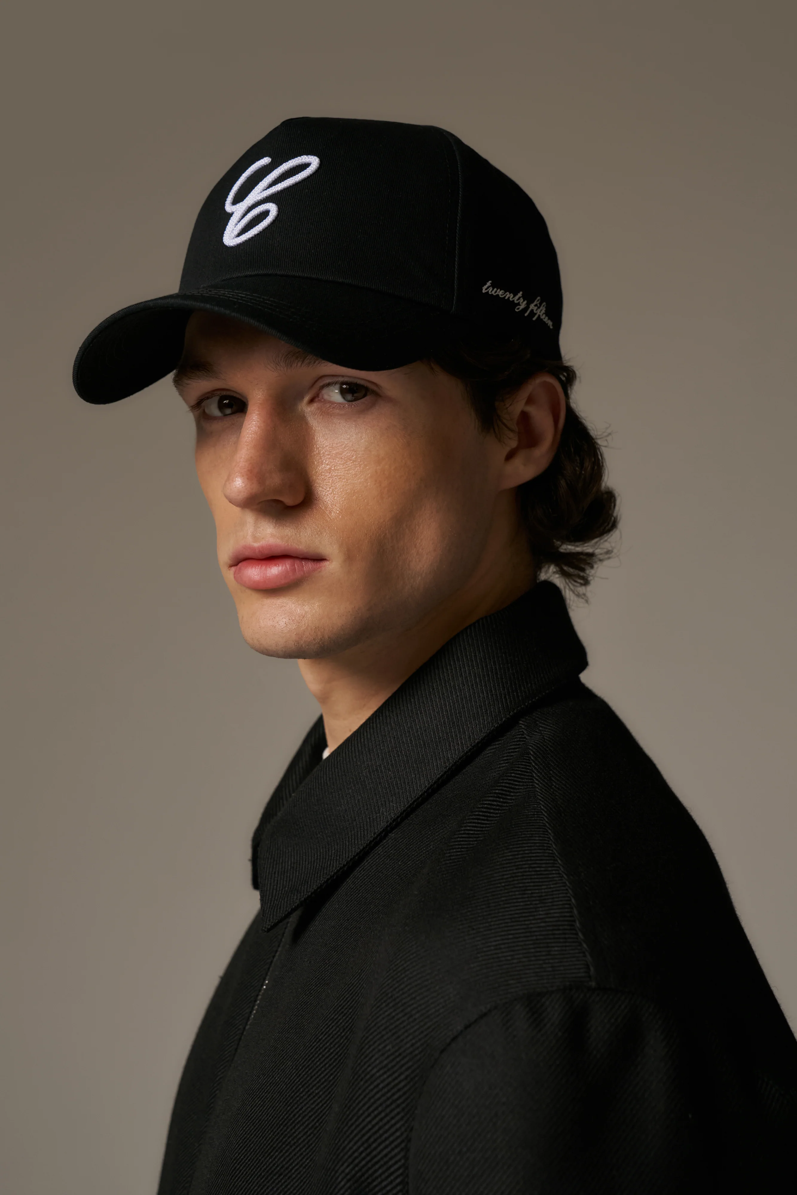 C SCRIPT CAP - BLACK