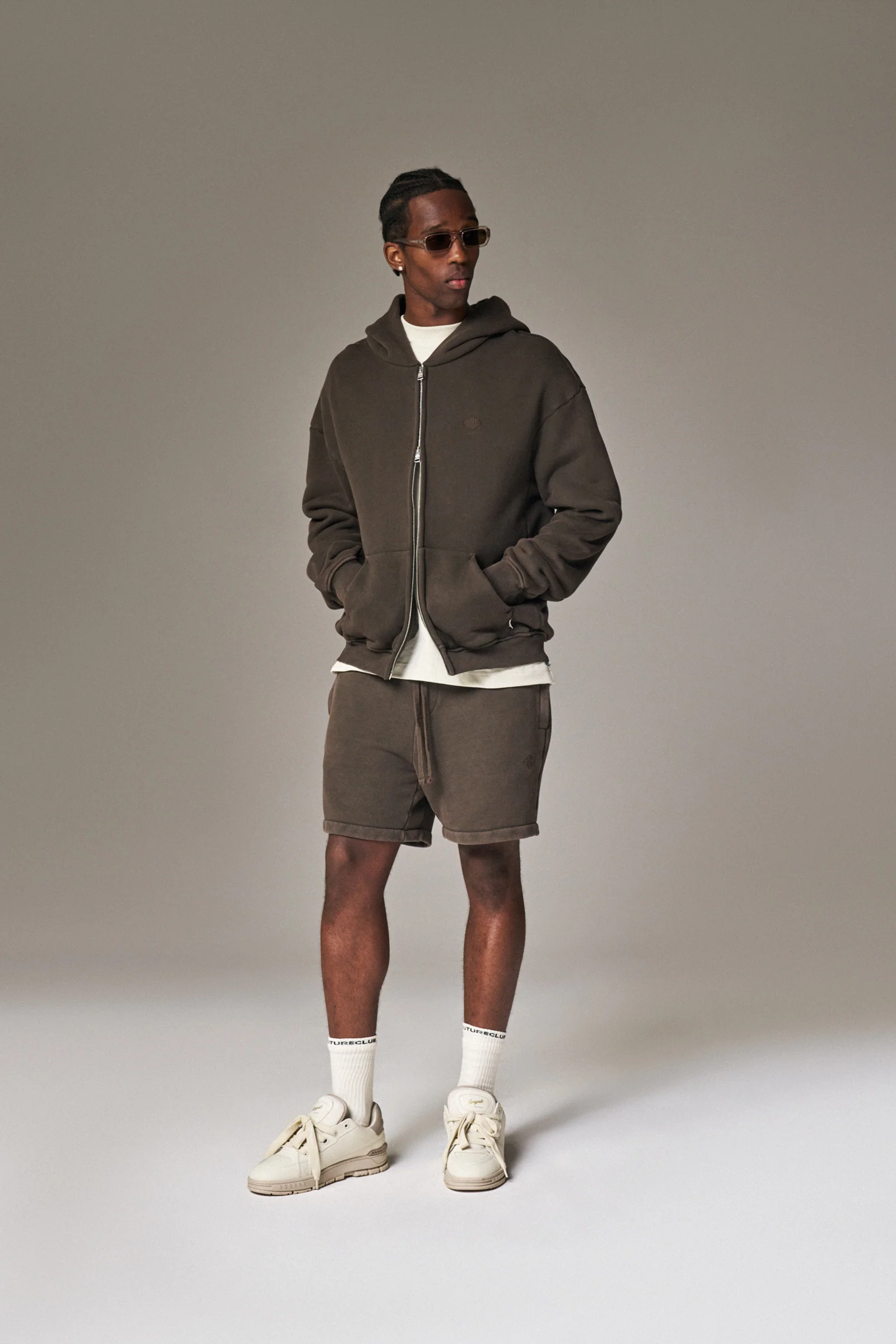 LAUNDERED CLASSICS ZIP THROUGH HOODIE - WASHED BROWN