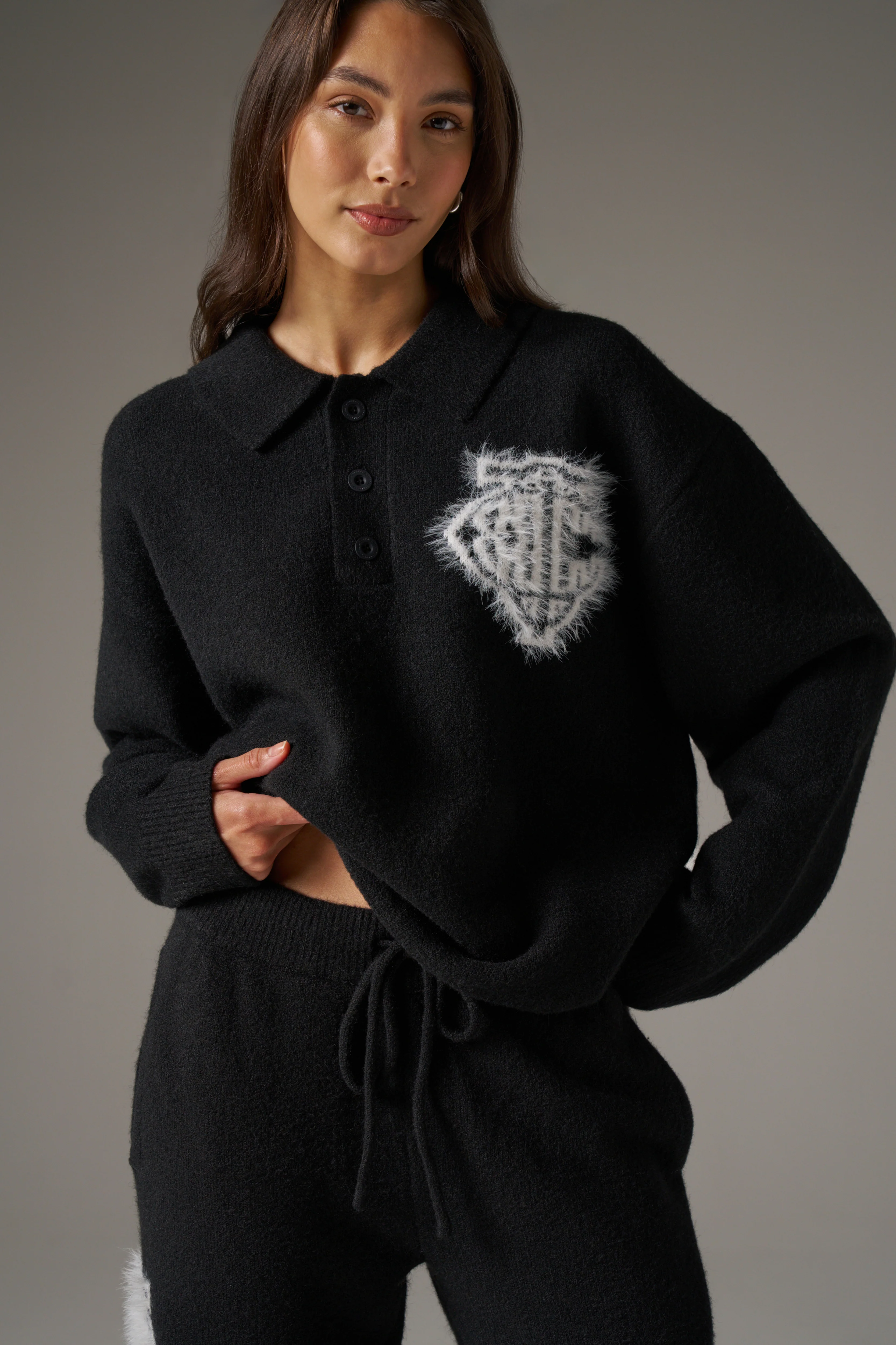 MONOGRAM EMBLEM FLUFFY KNIT POLO - BLACK