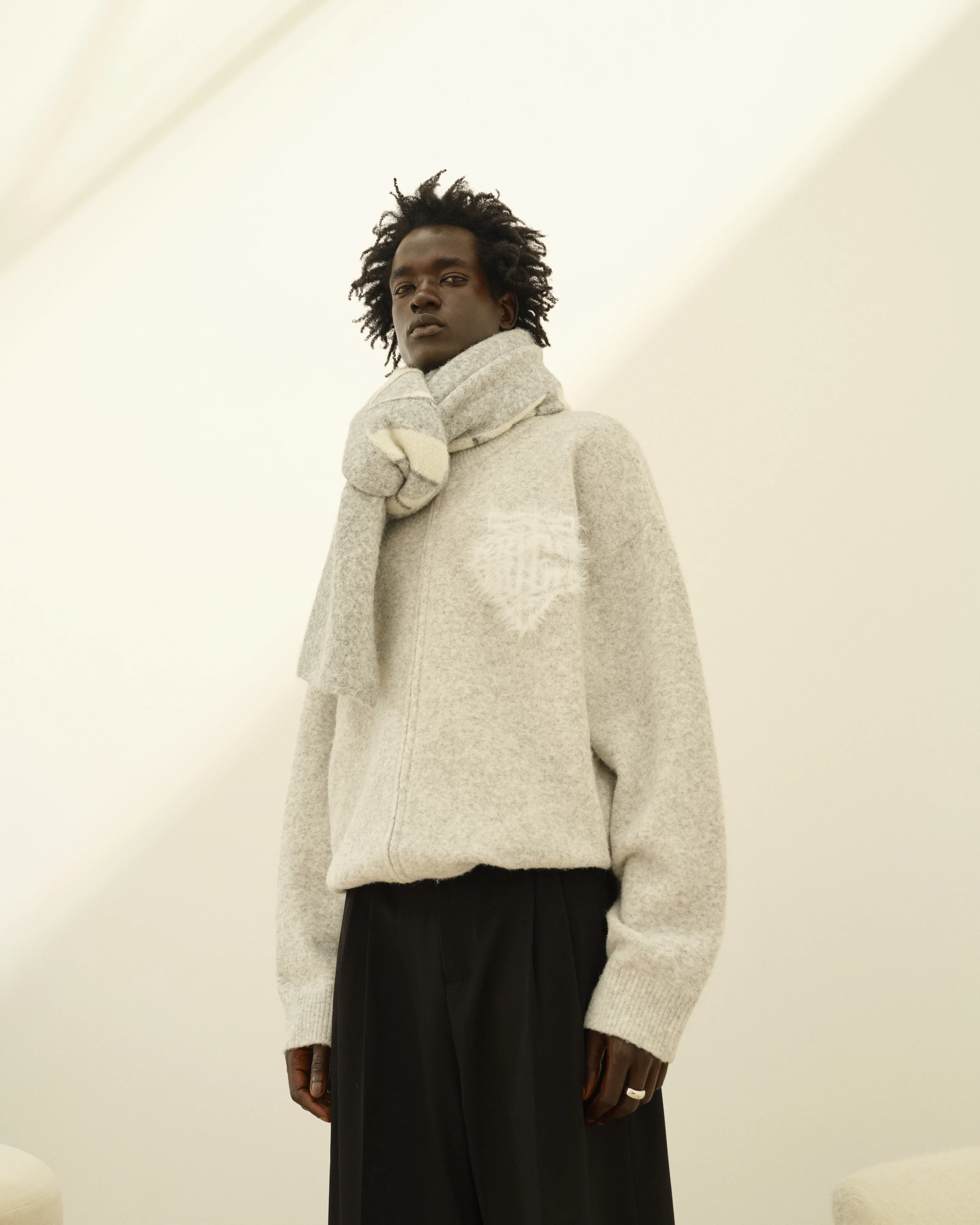 MONOGRAM EMBLEM FLUFFY KNIT ZIP THROUGH - GREY MARL