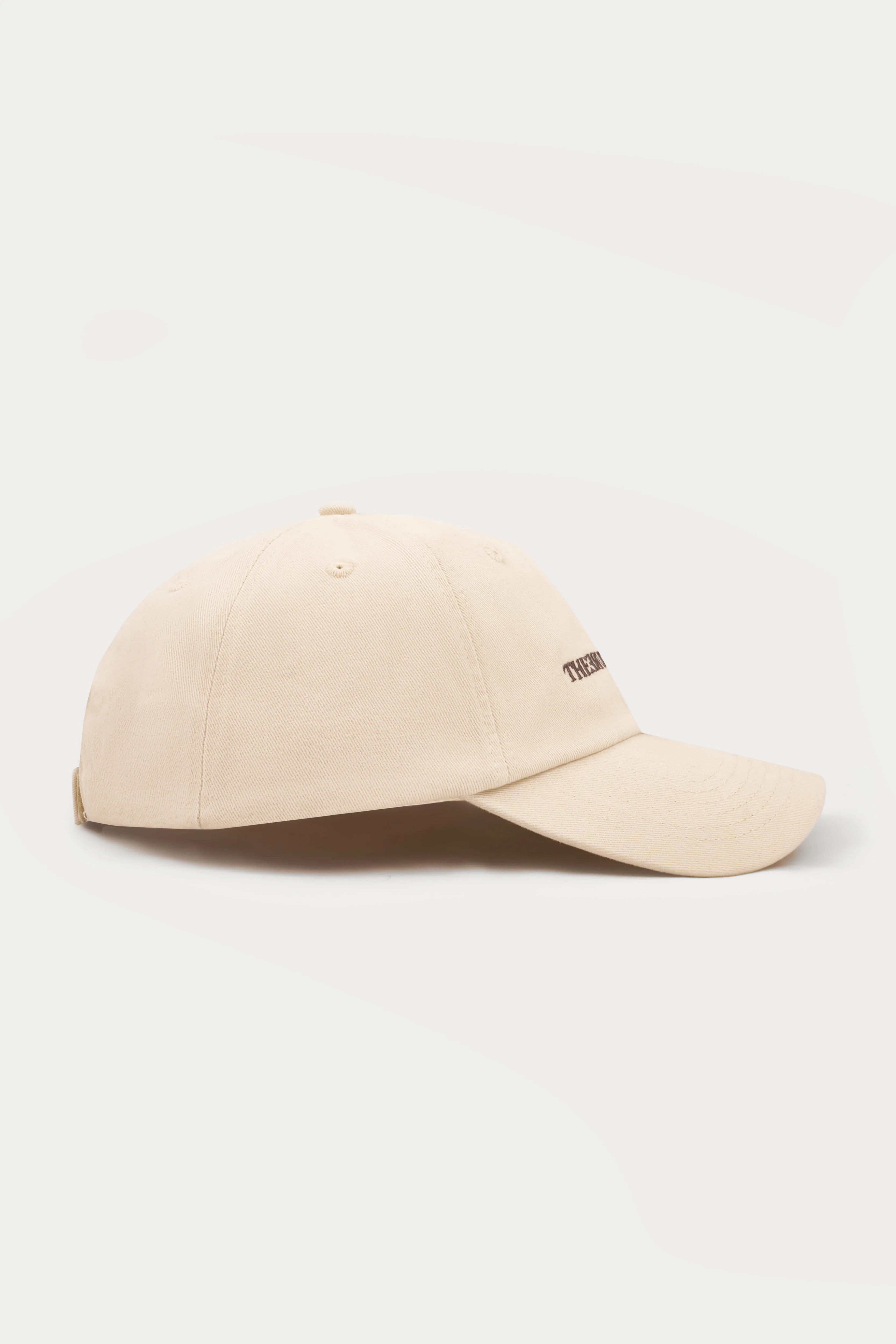 WASHED REVERSE COPYRIGHT CAP - OFF WHITE