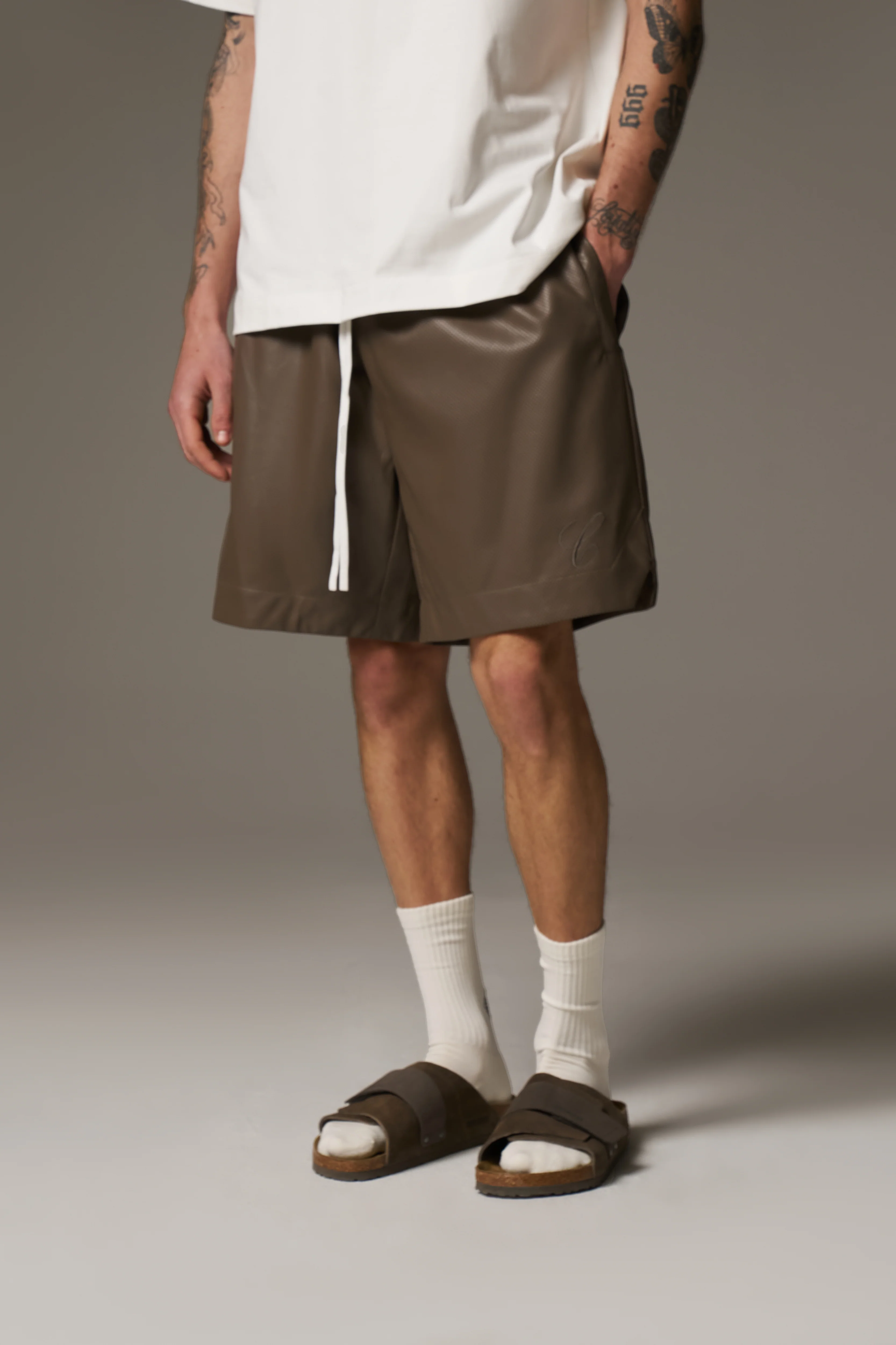 AIRTEX FAUX LEATHER SHORTS - BROWN