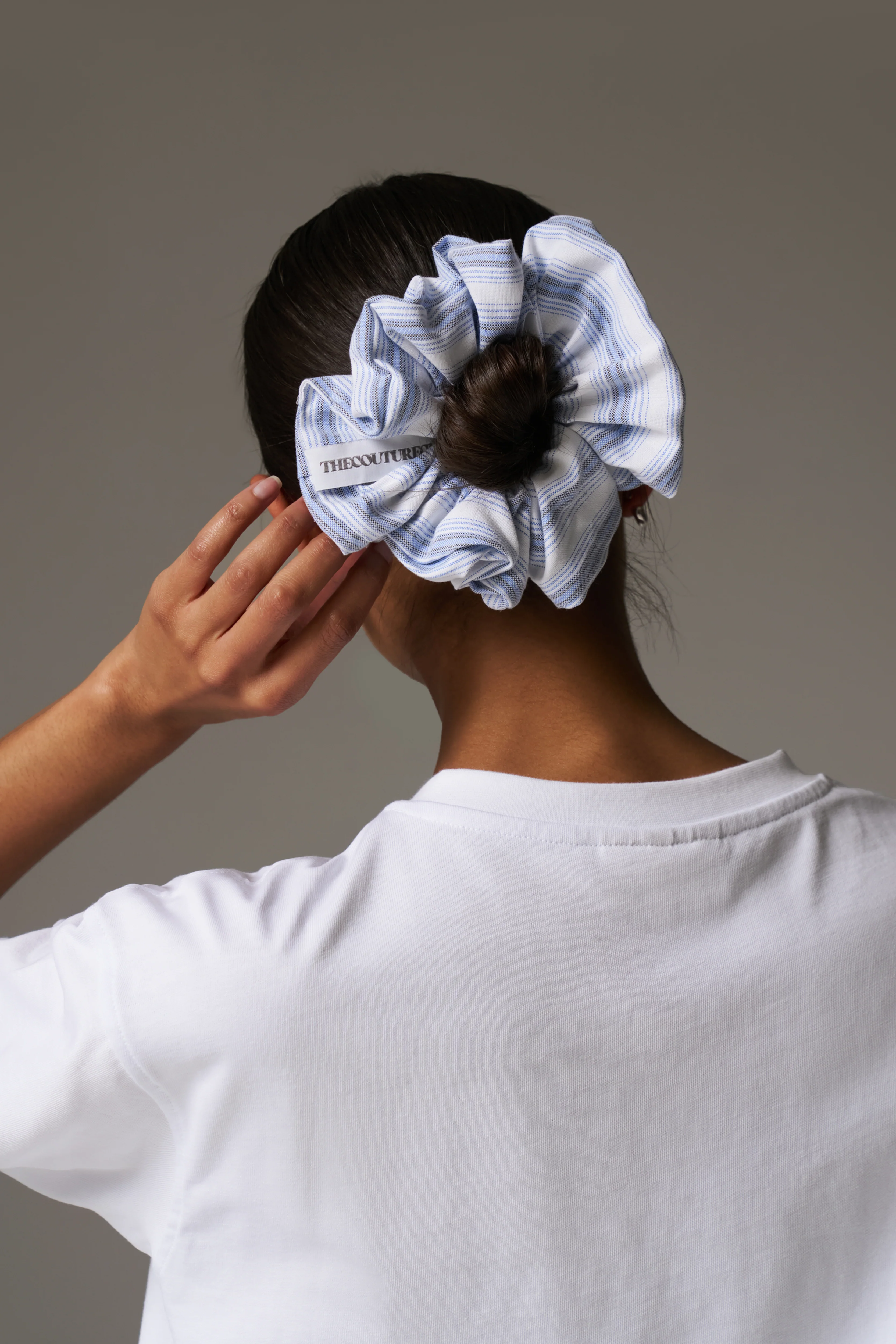 STRIPE BRANDED SCRUNCHIE - BLUE