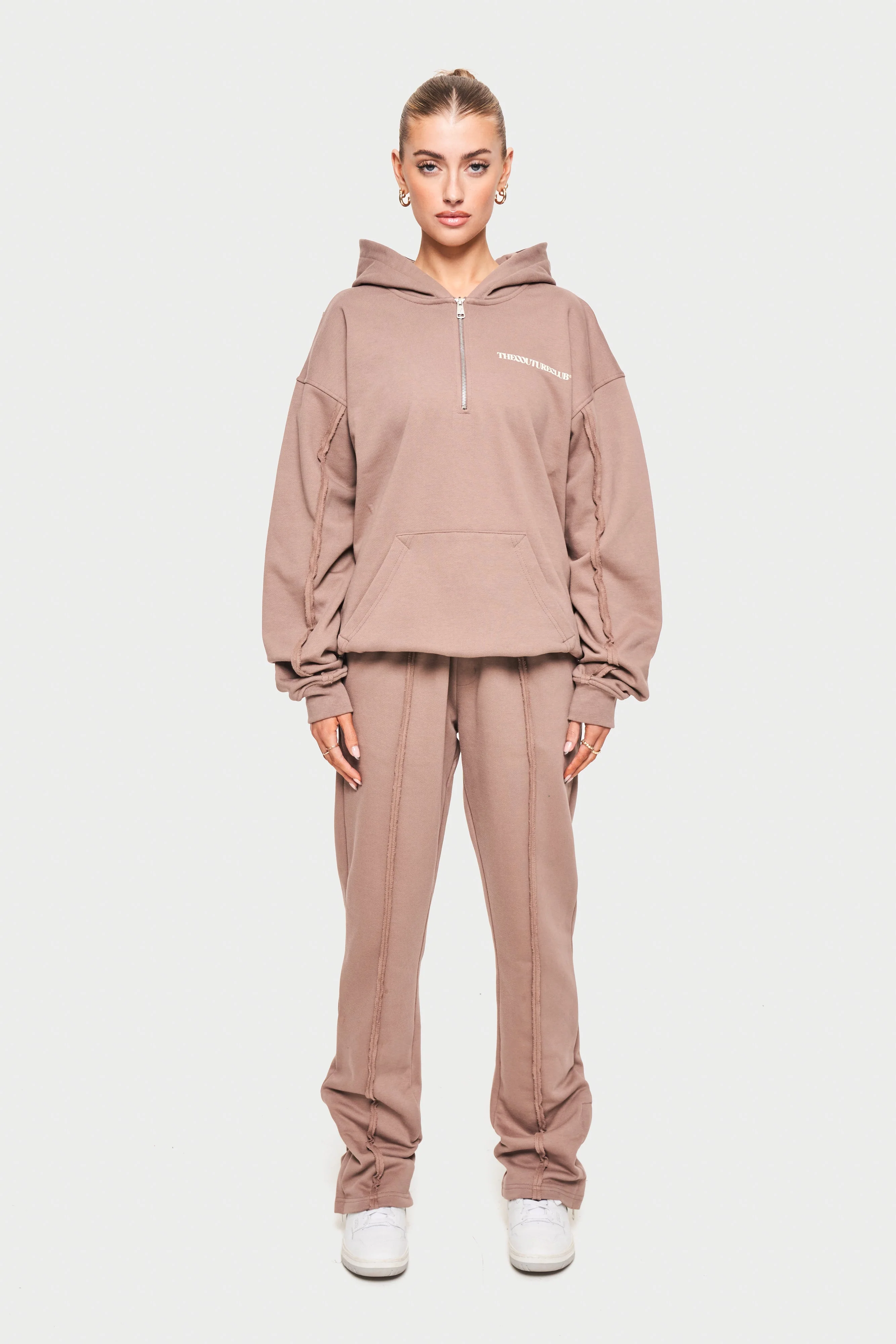 RAW SEAM QUARTER ZIP HOODIE - MOCHA