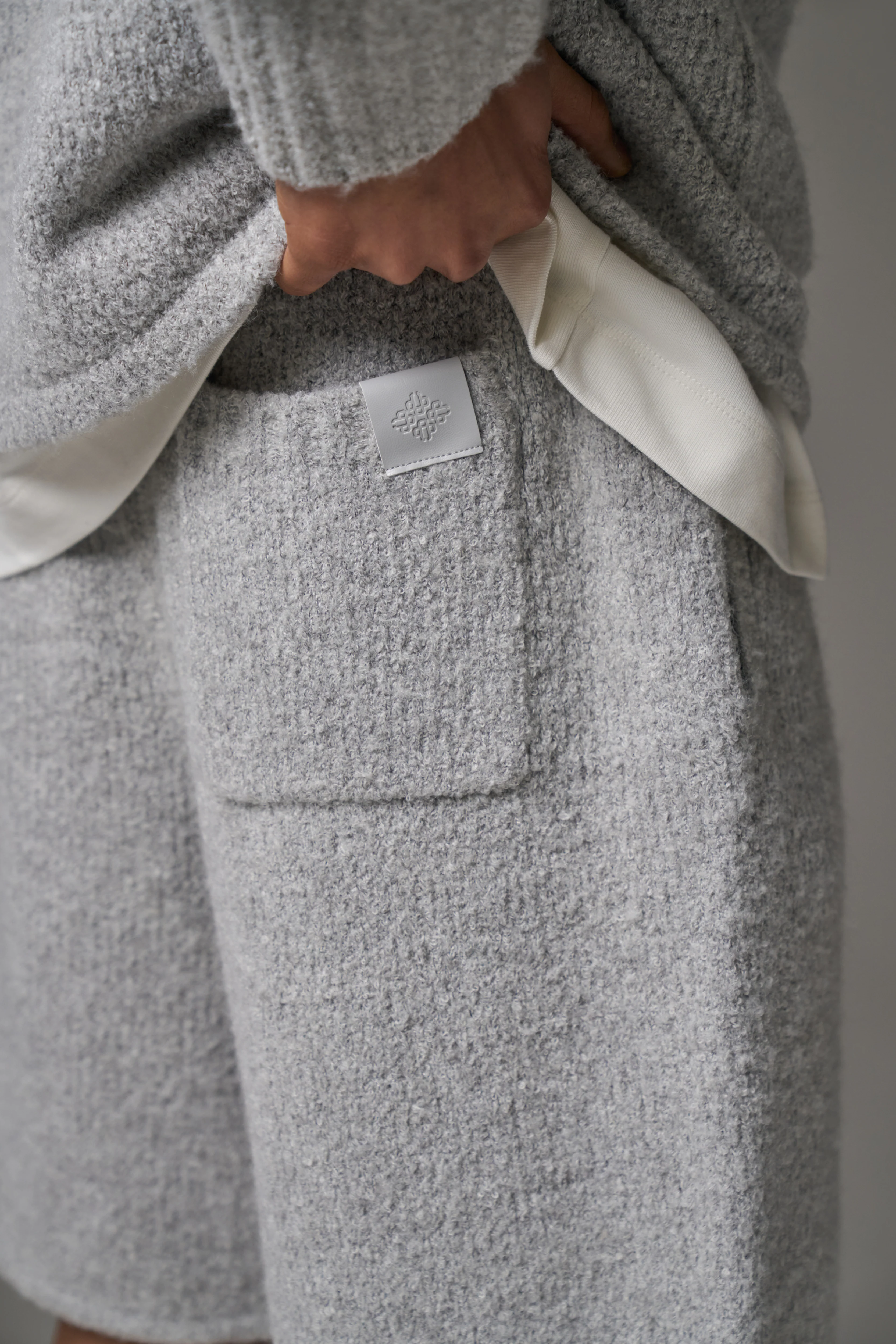 BOUCLE KNIT SHORTS - GREY MARL