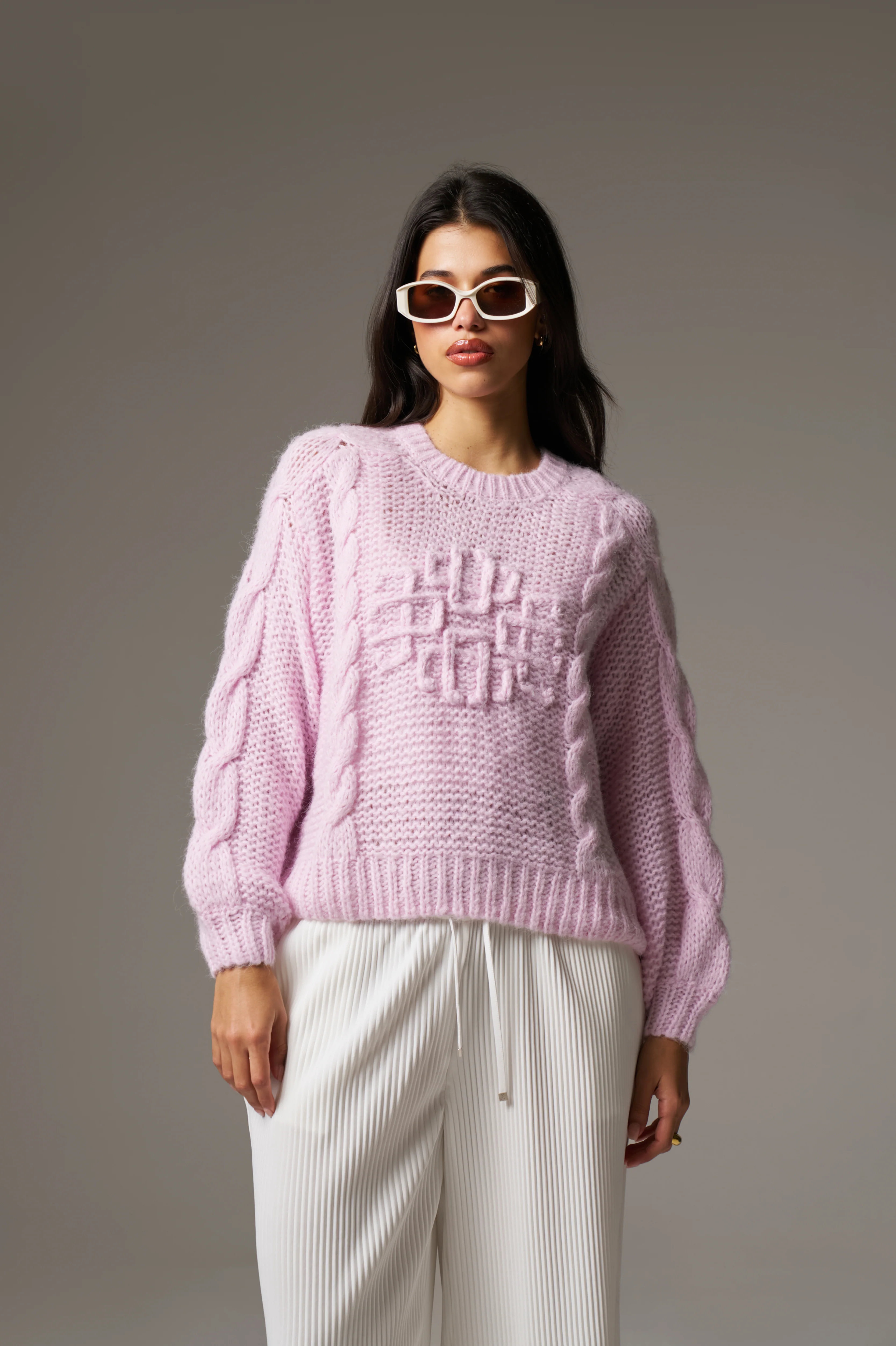 EMBLEM PLAITED OVERSIZED KNIT JUMPER - PINK