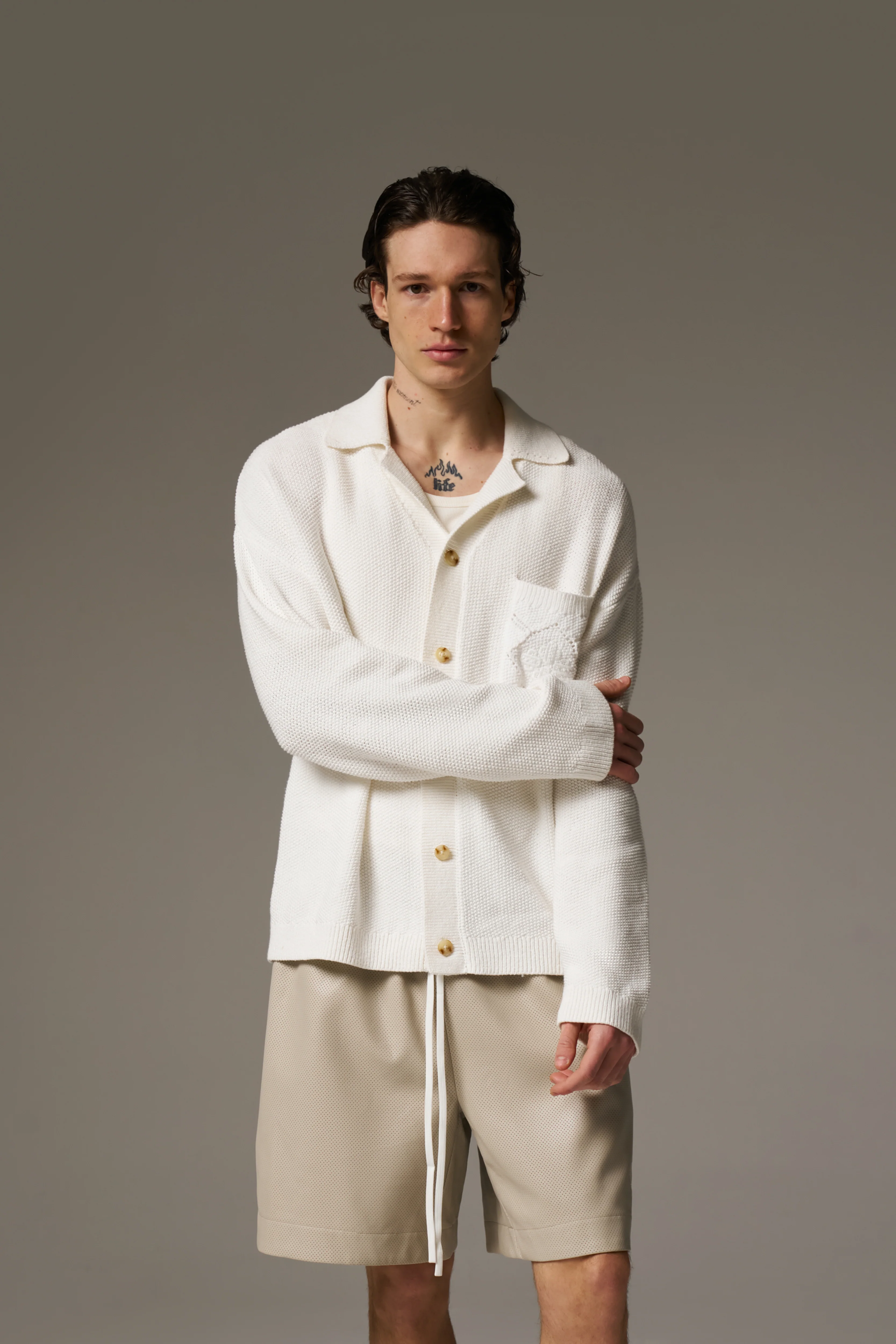 CROCHET KNITTED EMBLEM POCKET SHIRT - OFF WHITE