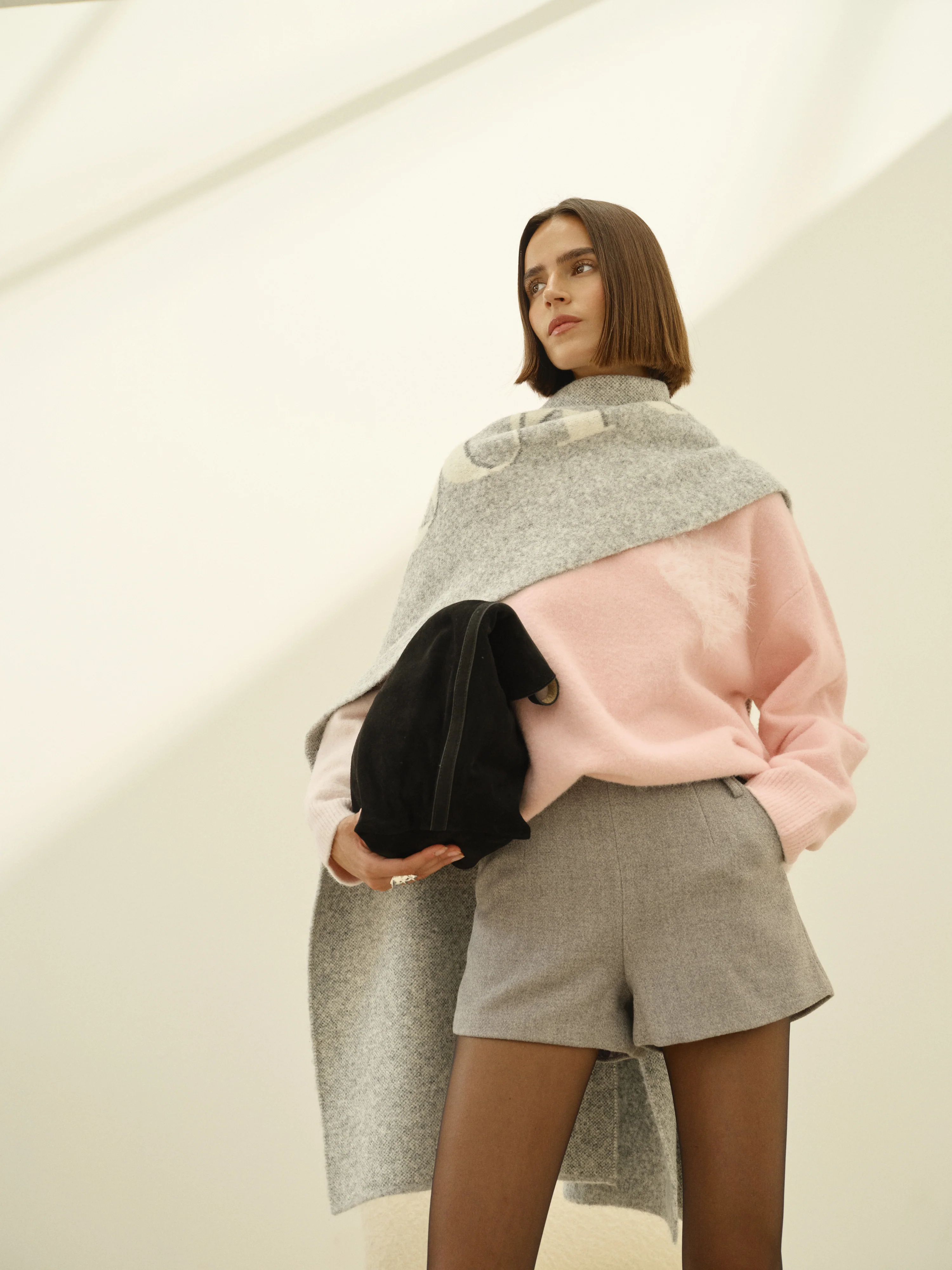 COPYRIGHT KNIT SCARF - GREY MARL