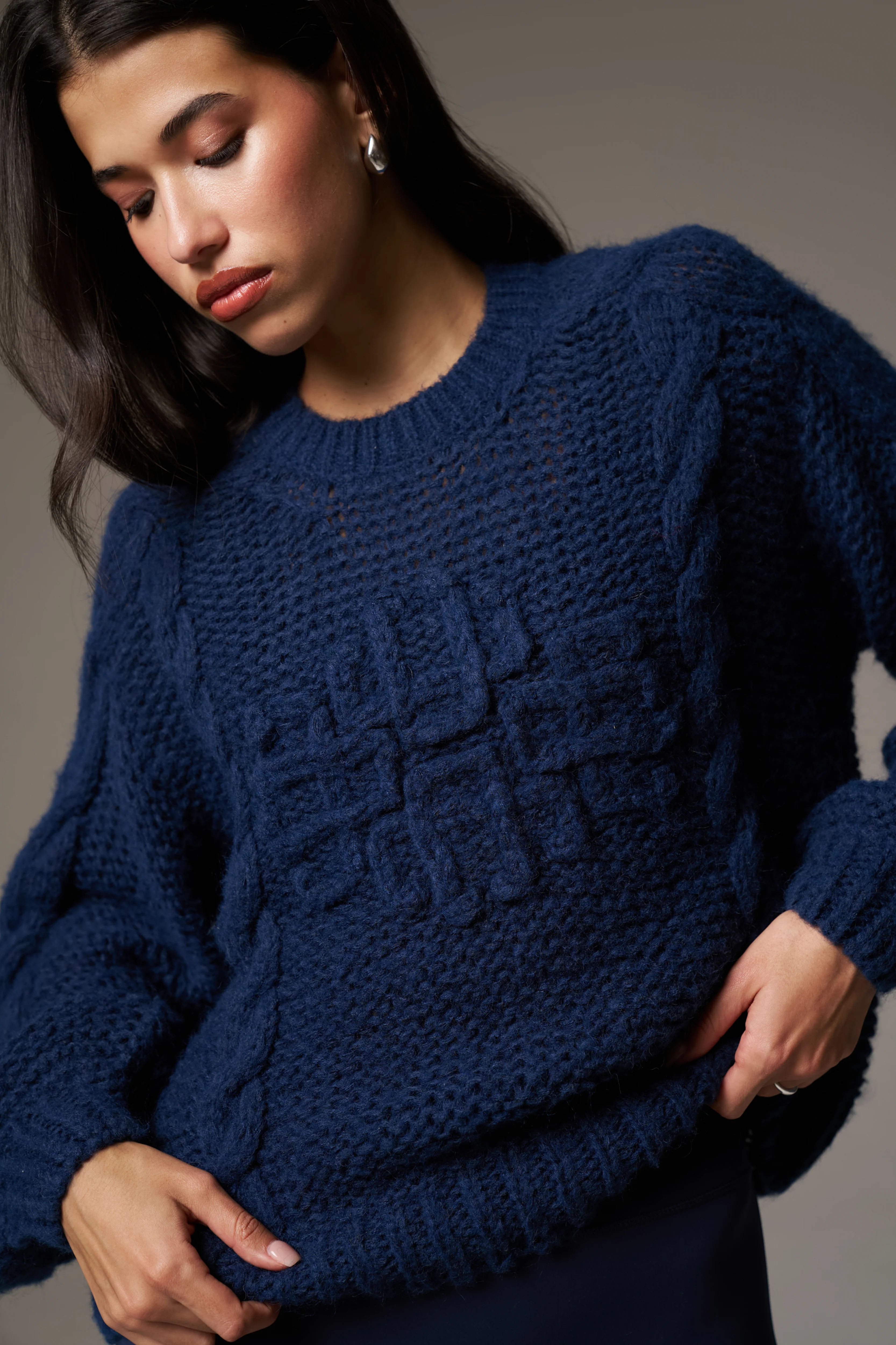 EMBLEM PLAITED OVERSIZED KNIT JUMPER - NAVY