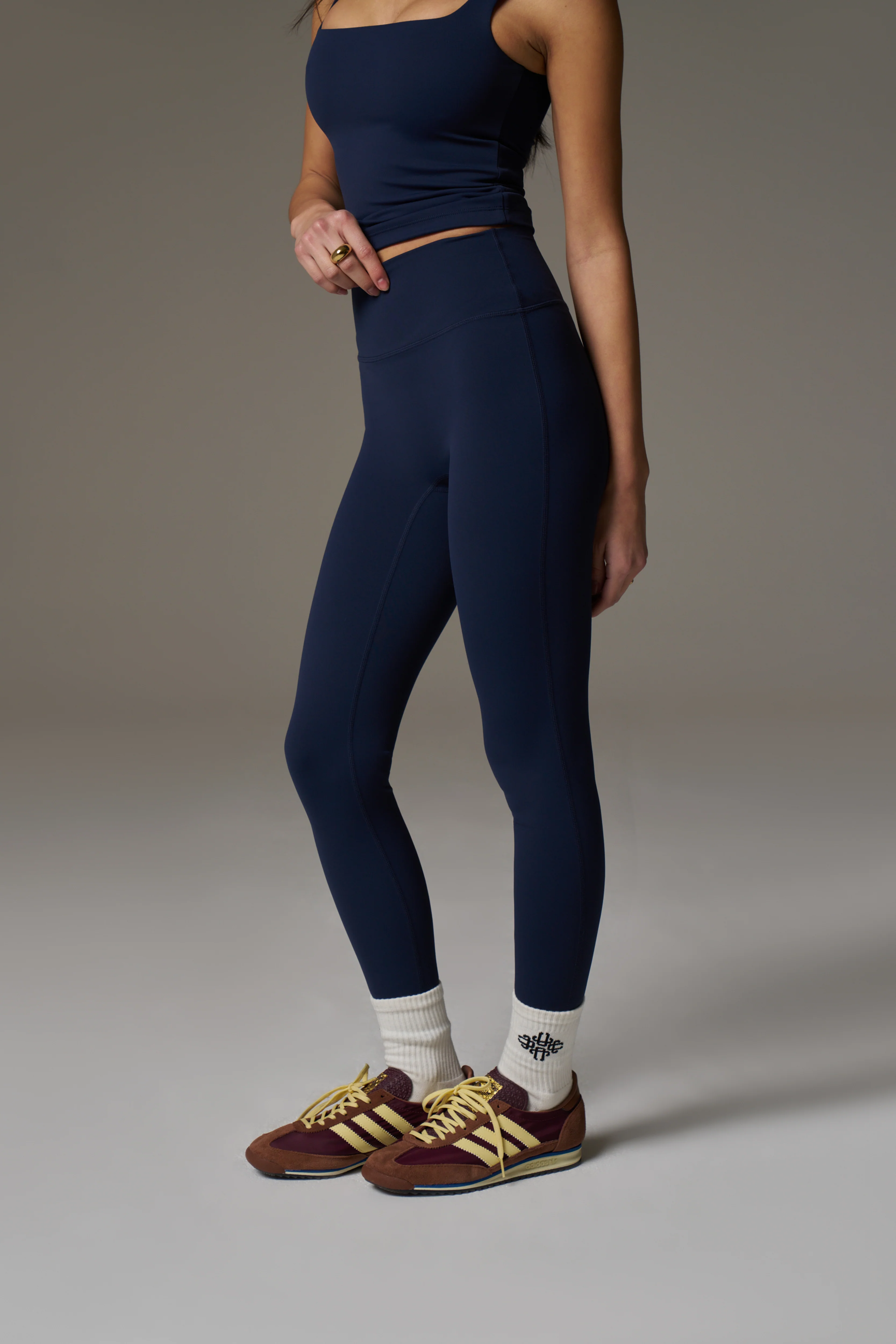 SCULPTING STRETCH EMBLEM LEGGINGS - DARK NAVY