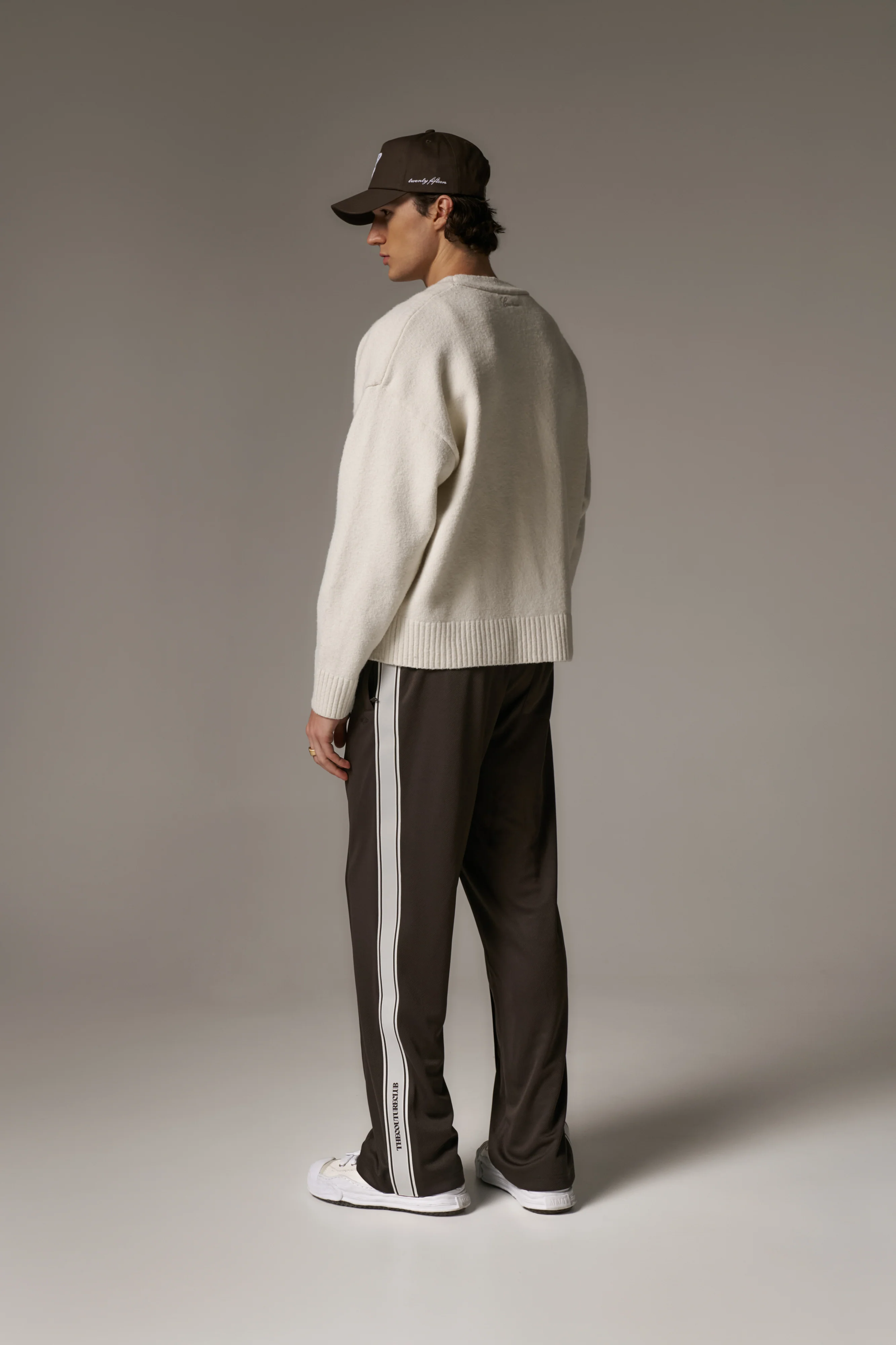 TAPE MESH JOGGER - BROWN