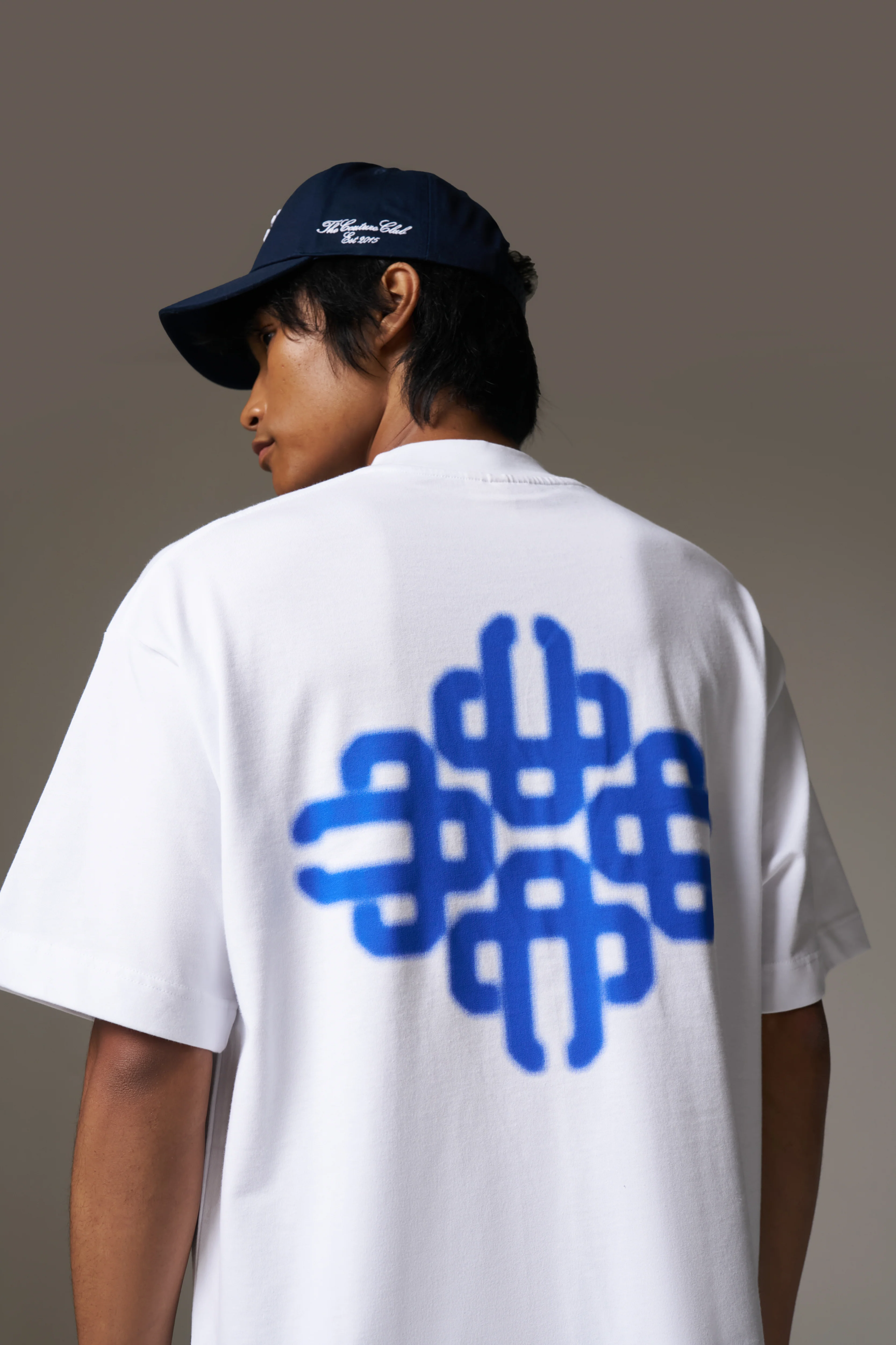 BLURRED GRAPHIC EMBLEM T-SHIRT - COBALT