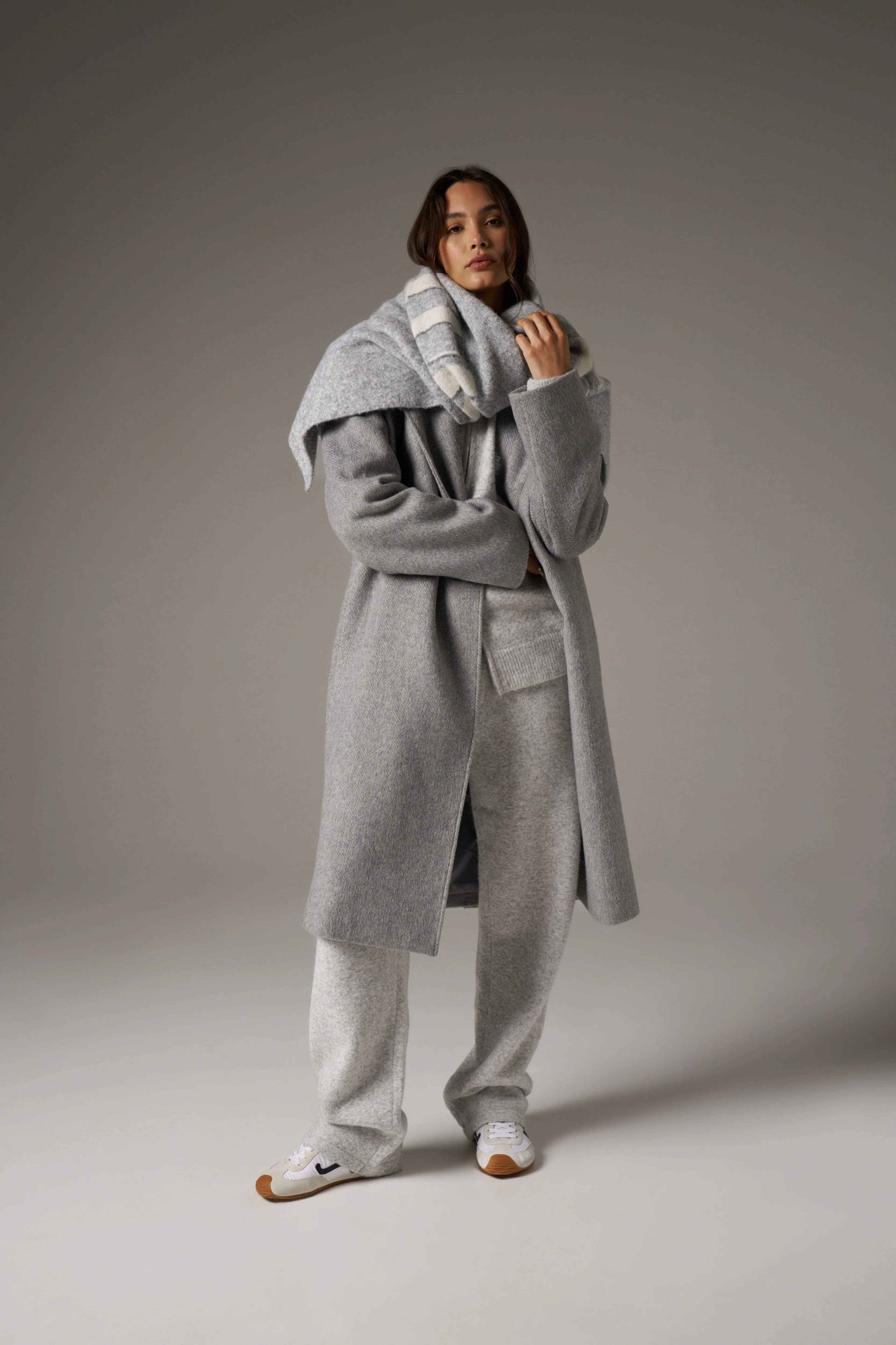 COPYRIGHT KNIT SCARF - GREY MARL