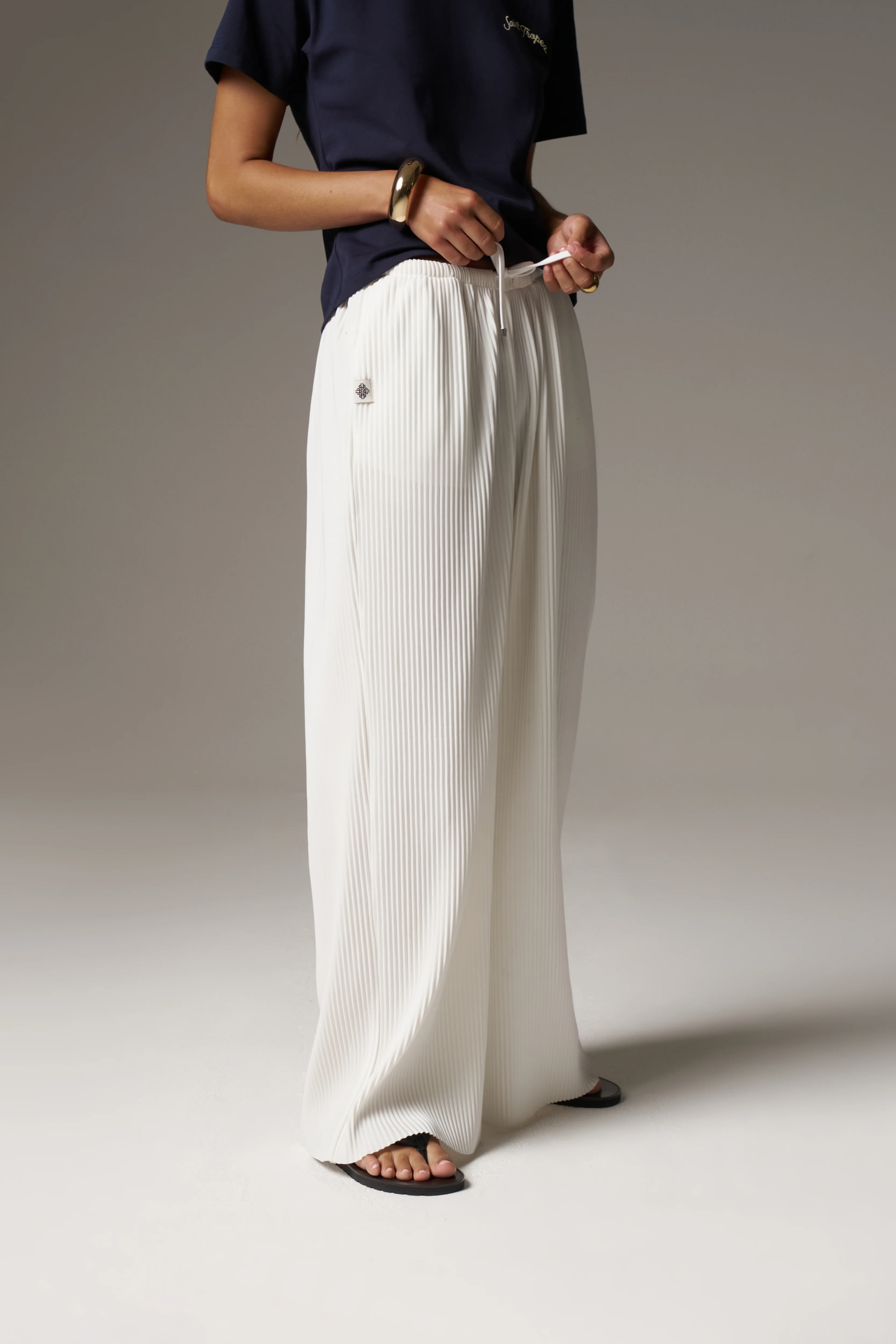 PLISSE TROUSERS - CREAM