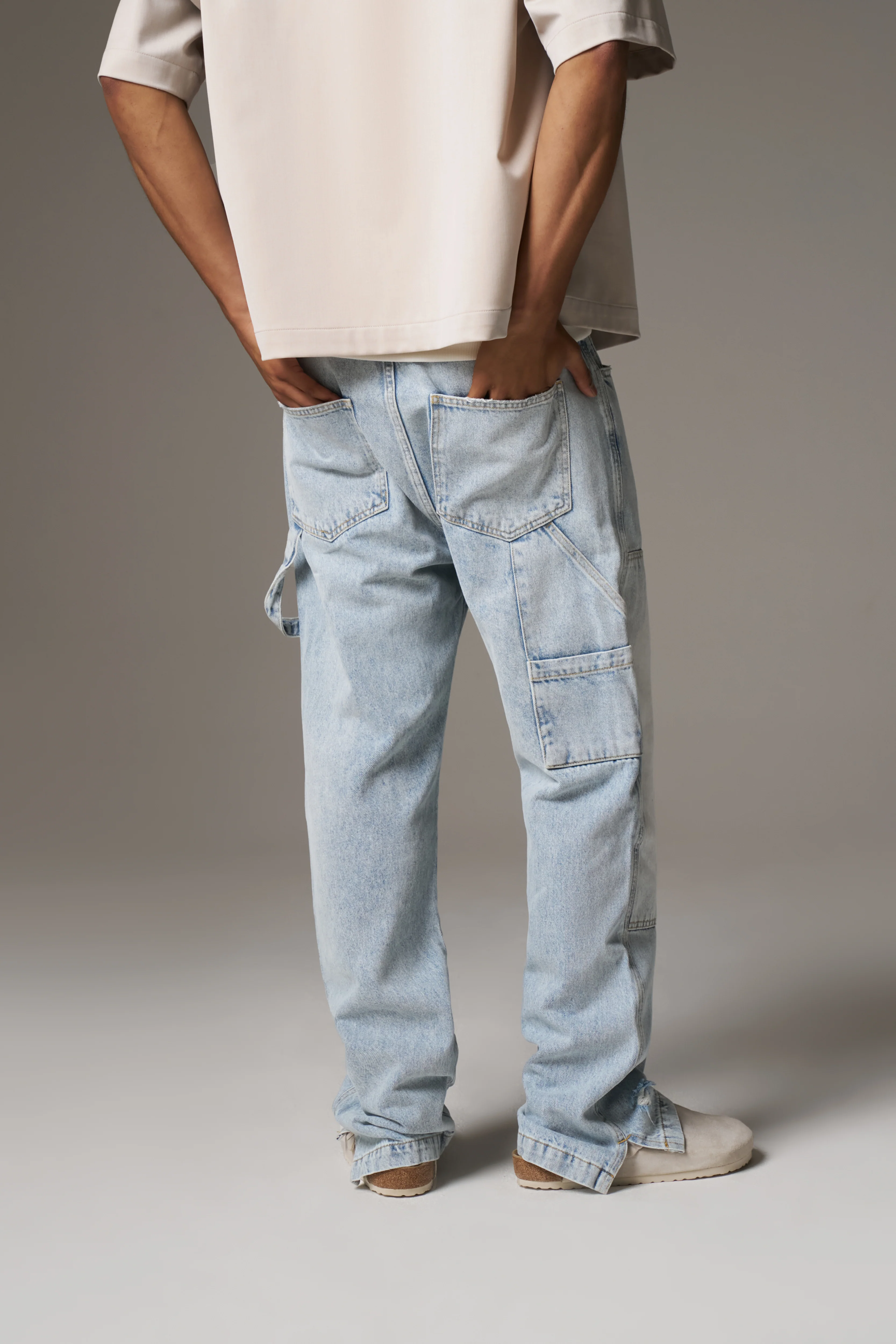 DENIM RIVET DETAIL CARPENTER JEANS - BLUE WASH