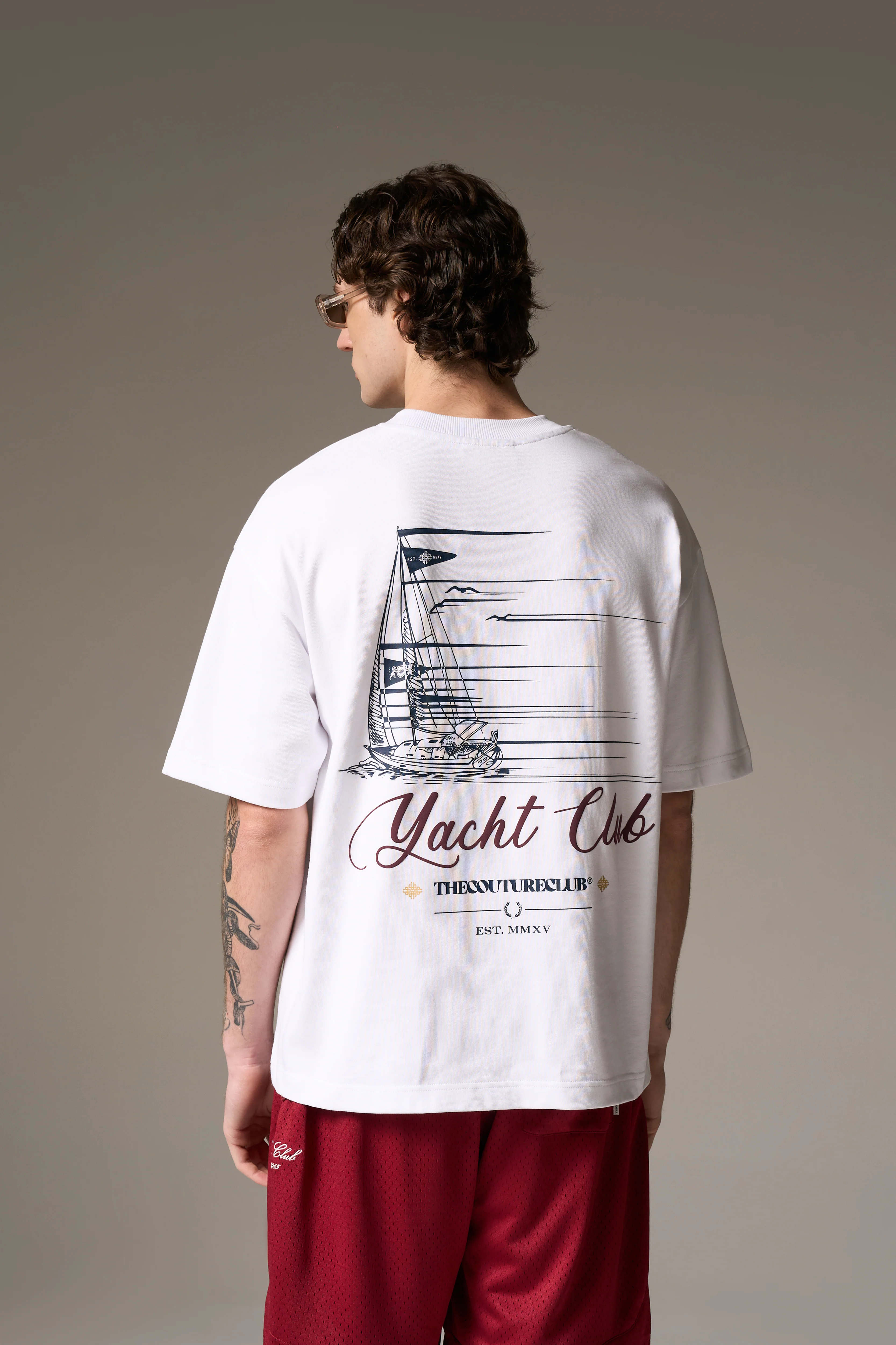 YACHT CLUB GRAPHIC T-SHIRT - WHITE