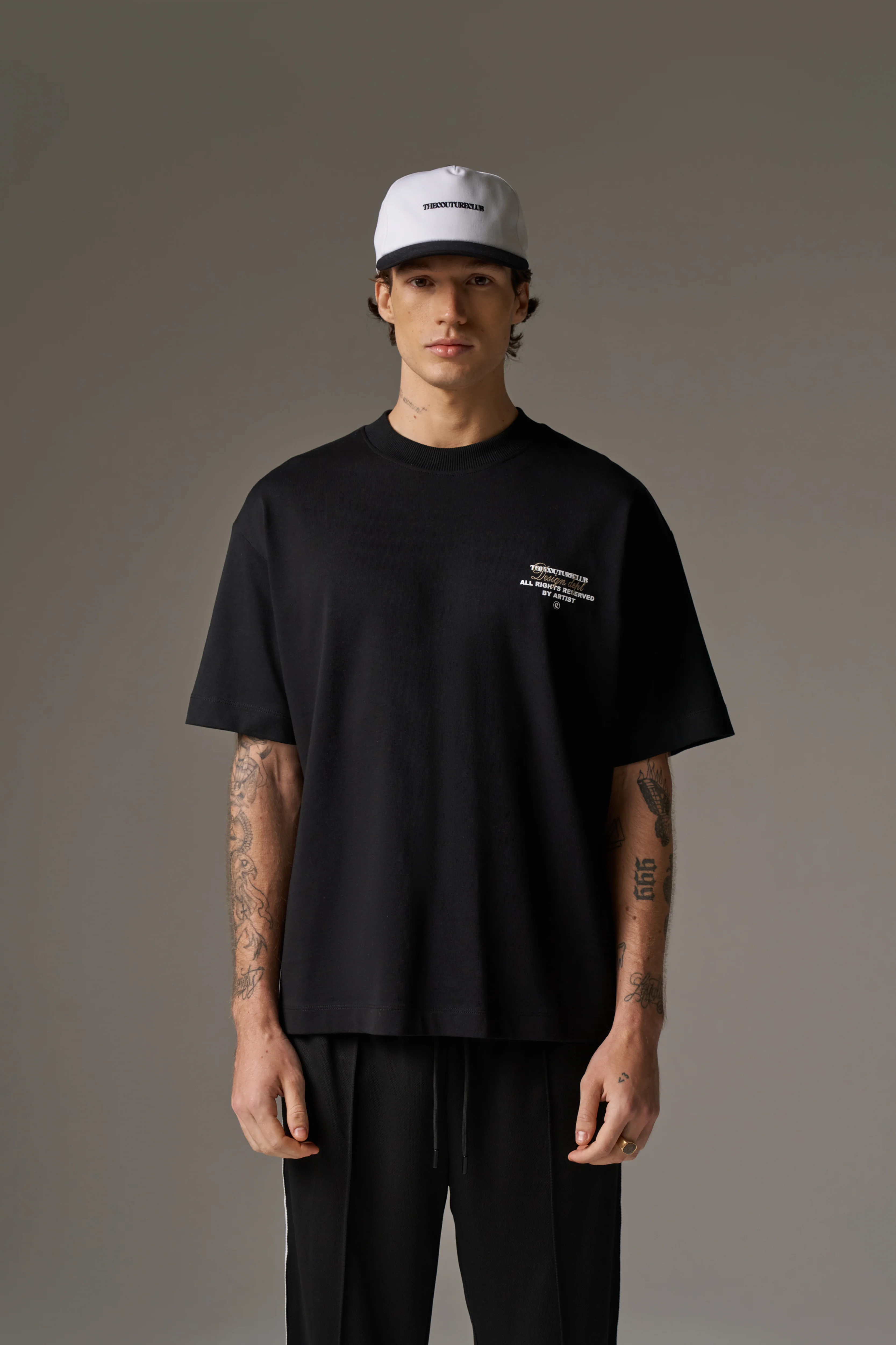 DESIGN DEPARTMENT CHEST PRINT T-SHIRT - BLACK