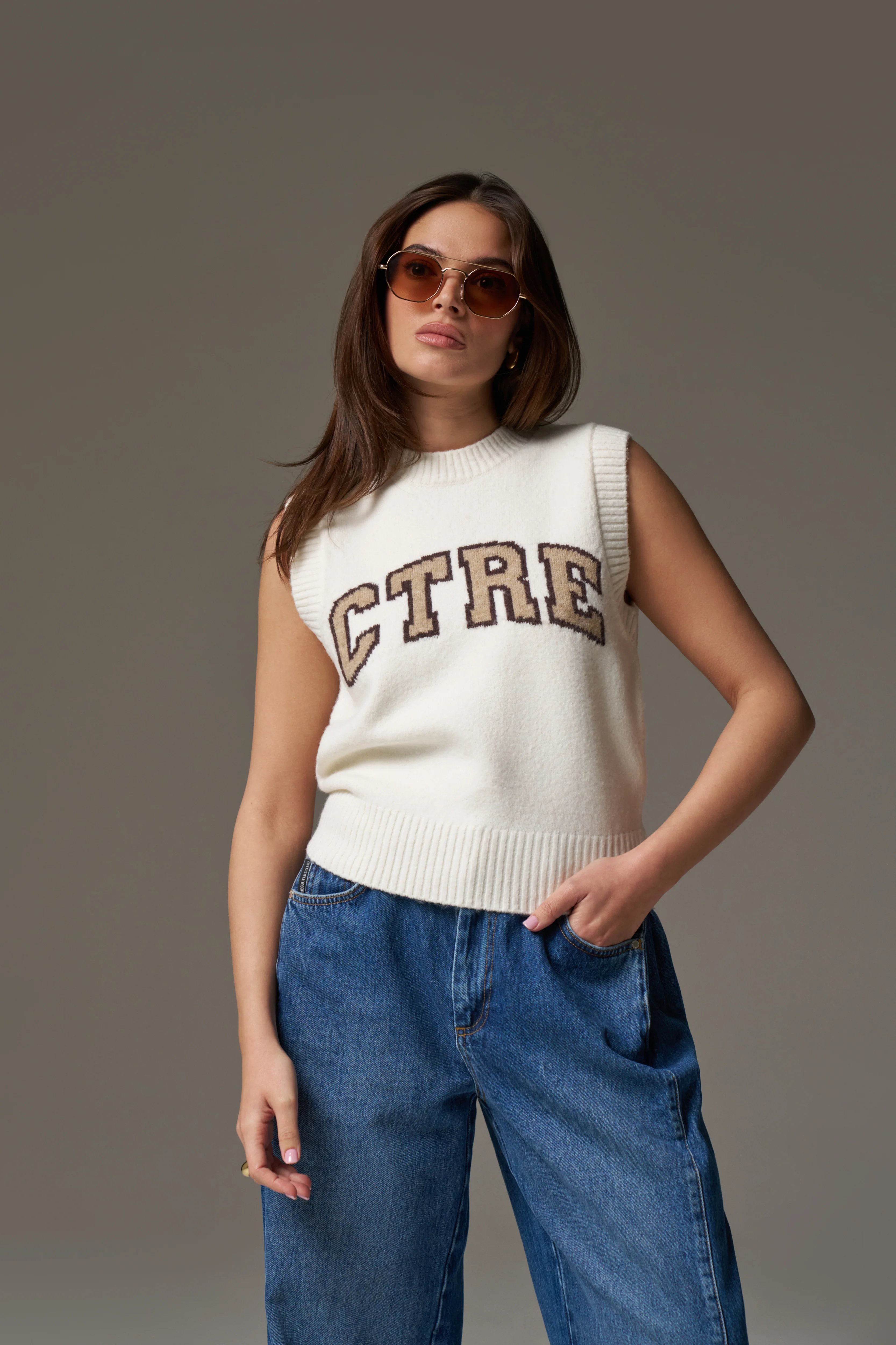 CTRE KNITTED VEST - OFF WHITE