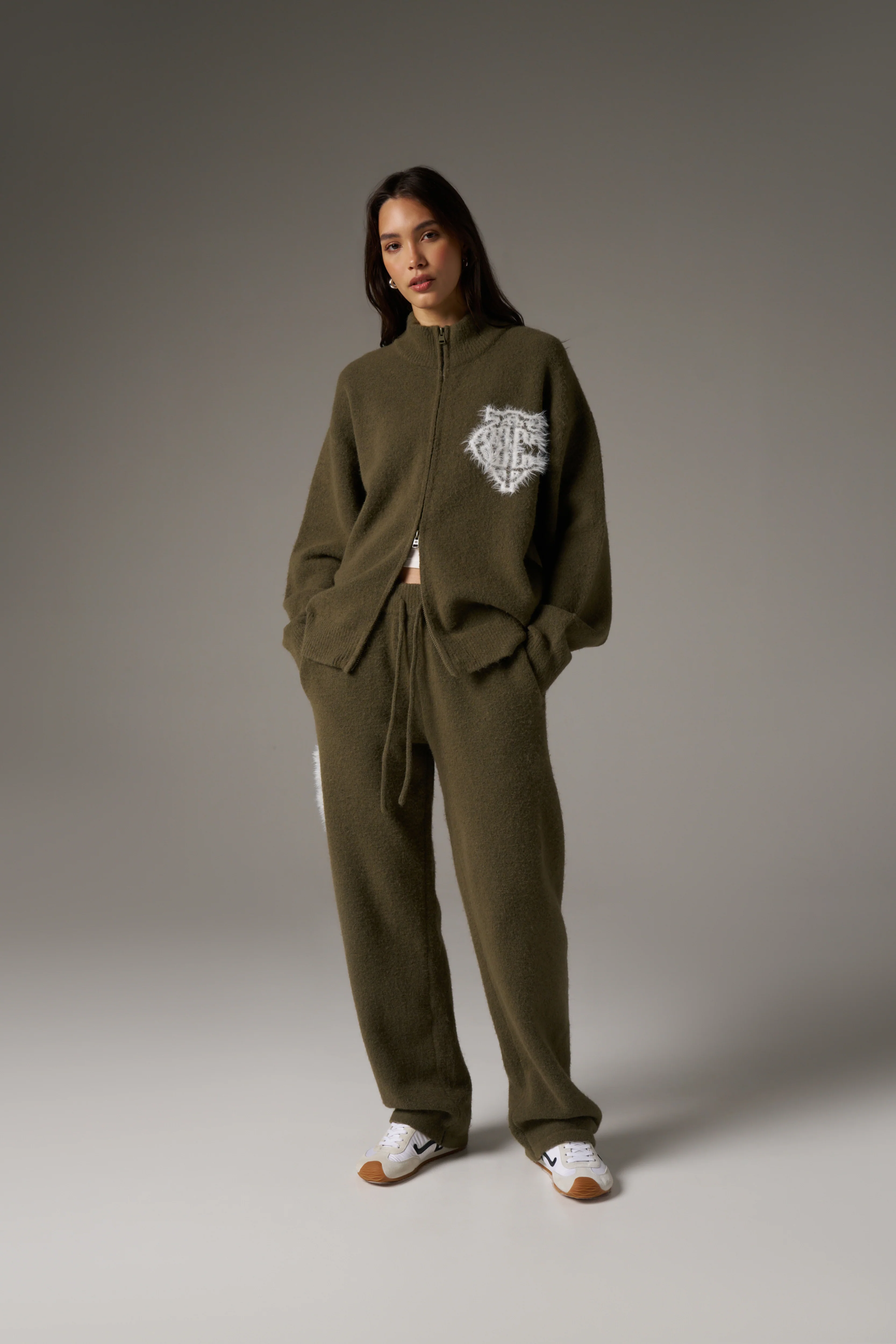 MONGRAM EMBLEM FLUFFY KNIT JOGGERS - KHAKI