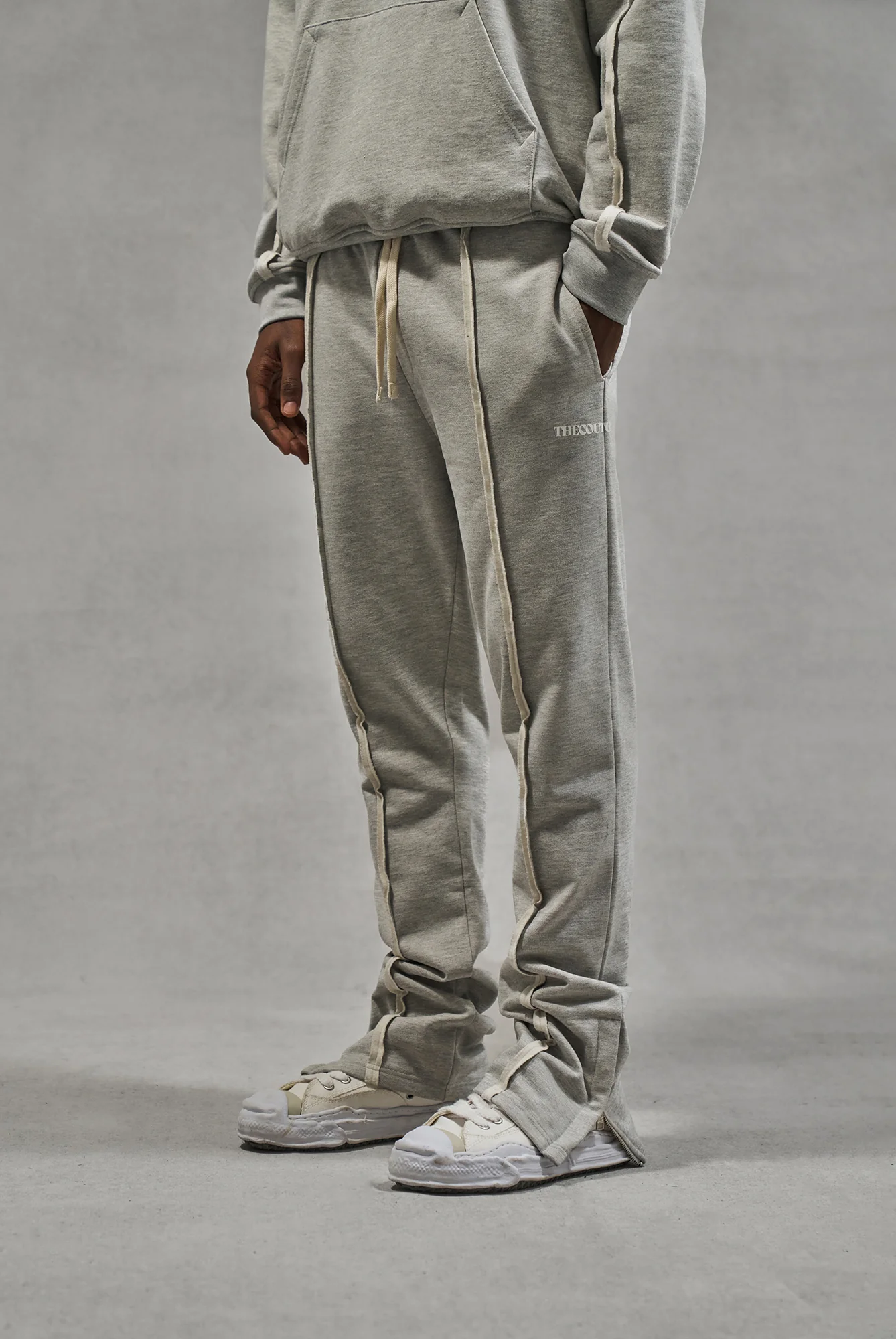 RAW SEAM STRAIGHT LEG JOGGERS - GREY MARL