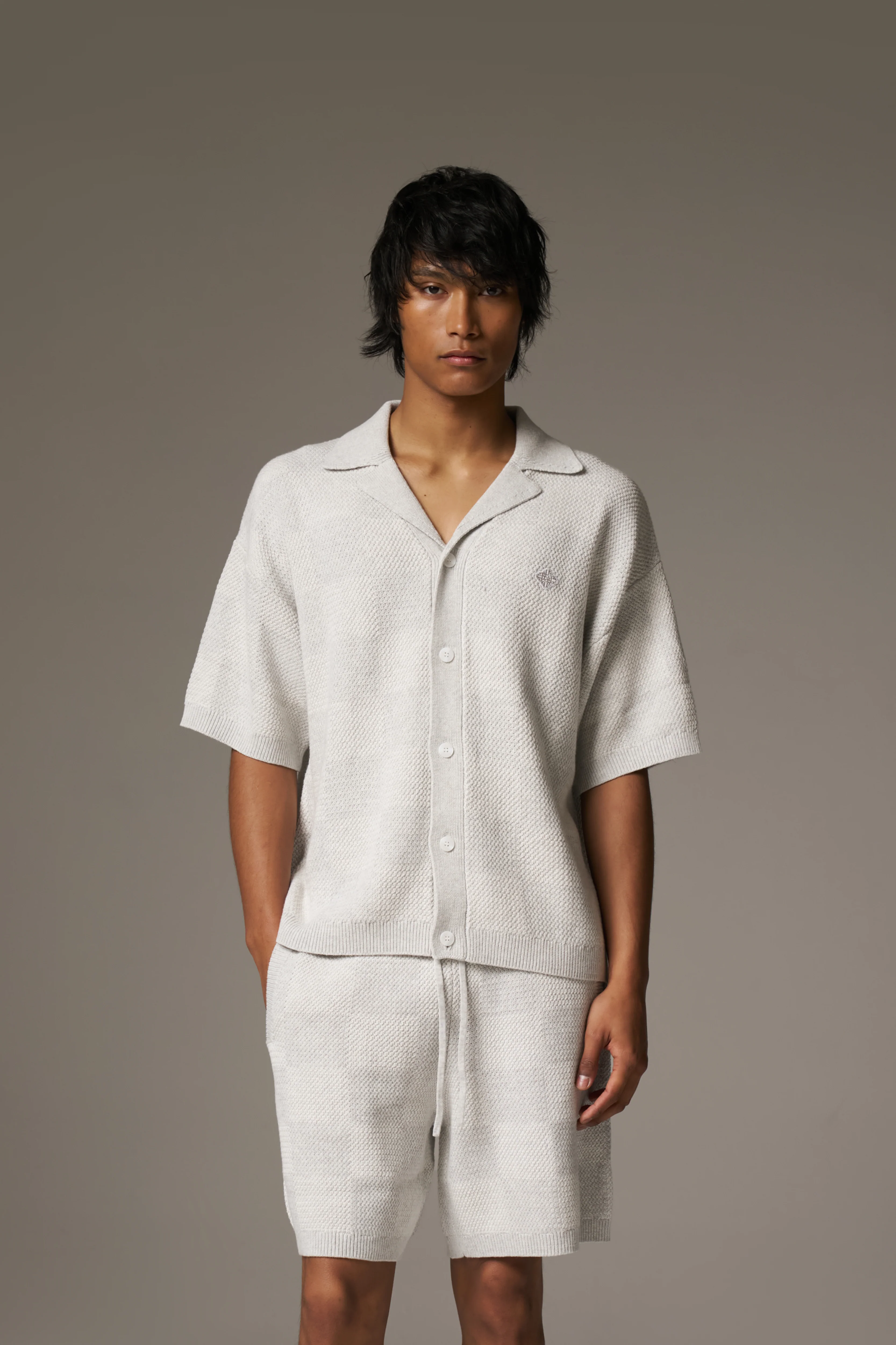 KNITTED CHECKERBOARD SHORTS - GREY