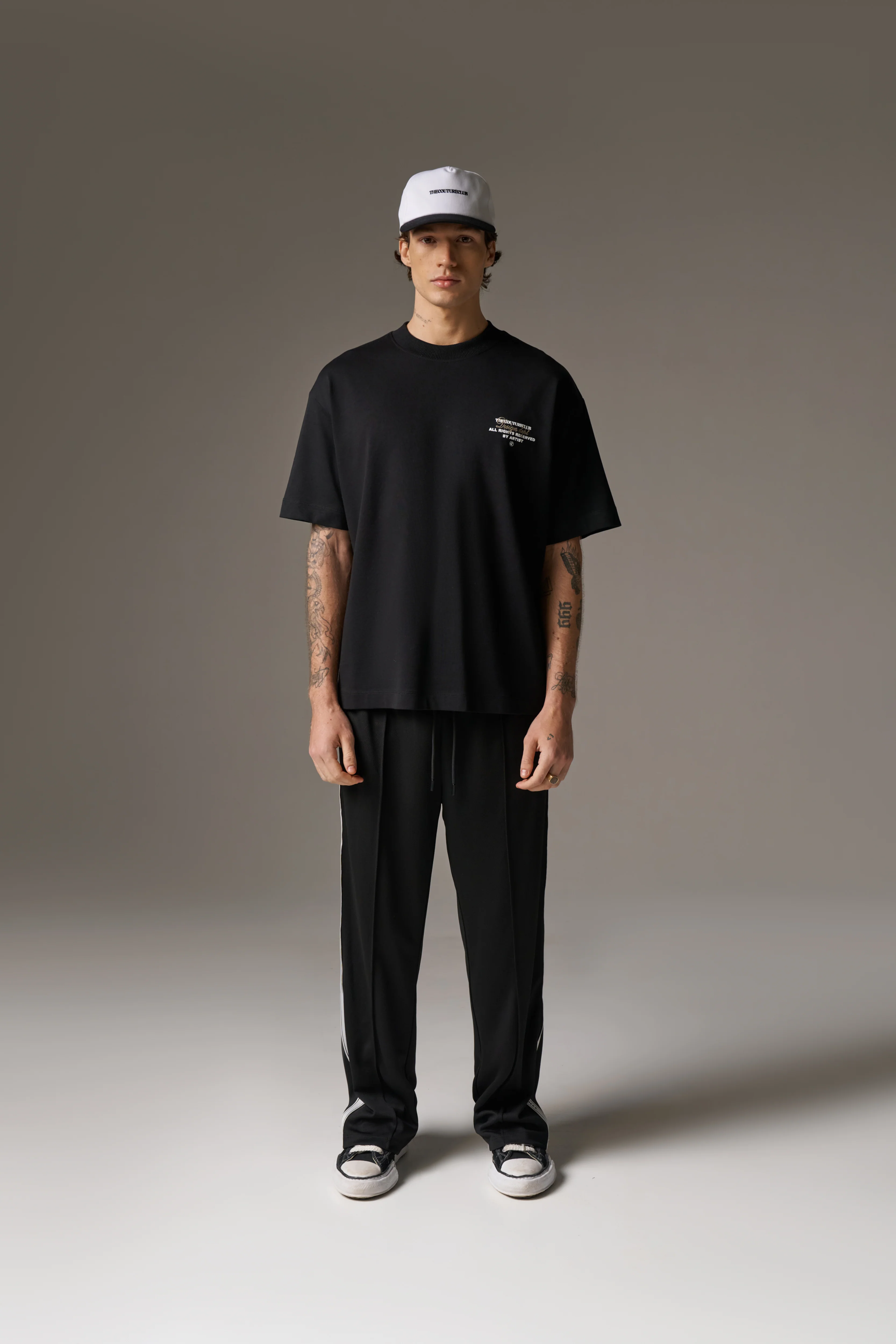 DESIGN DEPARTMENT CHEST PRINT T-SHIRT - BLACK