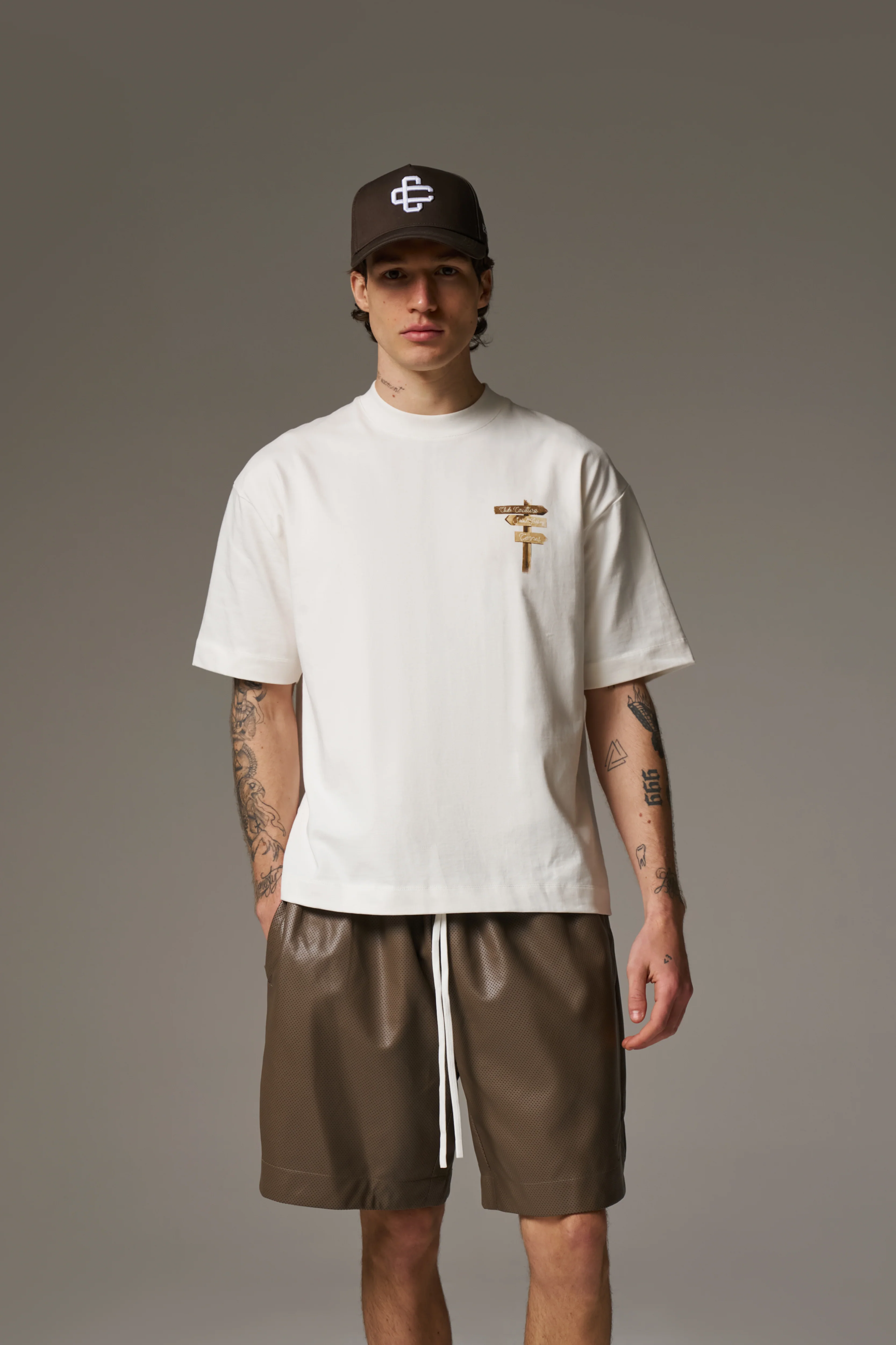 WATERCOLOUR BEACH CLUB PRINTED T-SHIRT - OFF WHITE