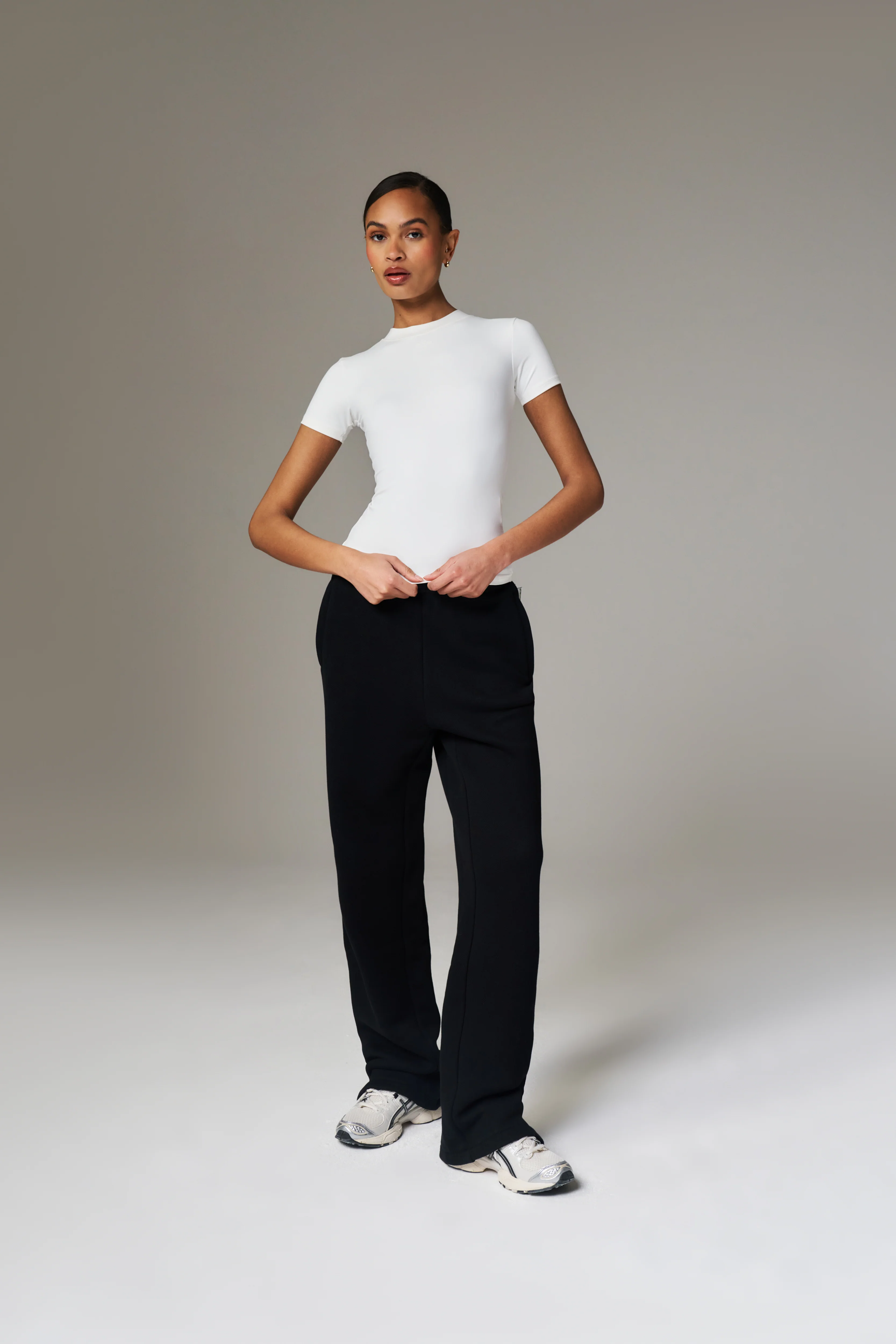 SCULPTING STRETCH EMBLEM BABY TEE - OFF WHITE