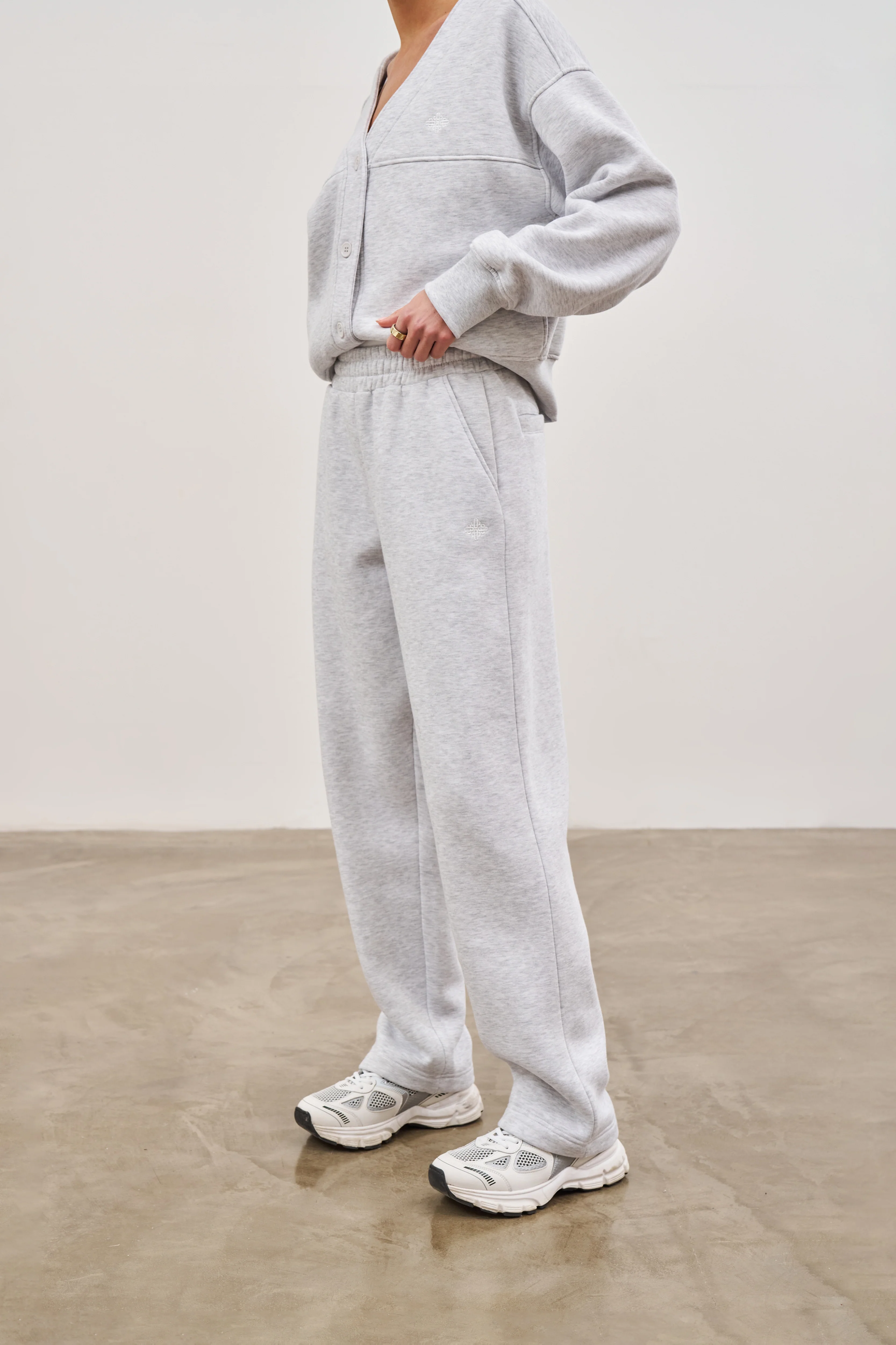 RELAXED TAPERED LEG JOGGERS - GREY MARL