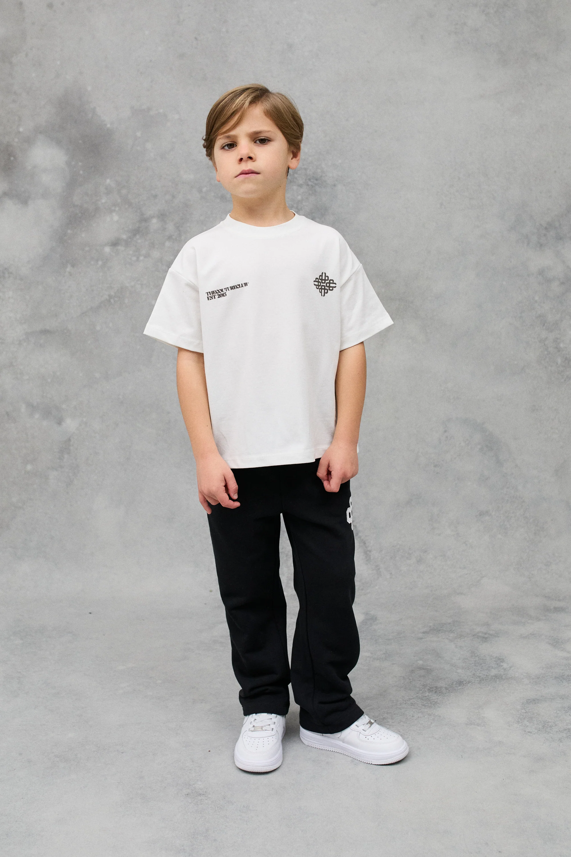 KIDS BLURRED GRAPHIC EMBLEM T-SHIRT - OFF WHITE
