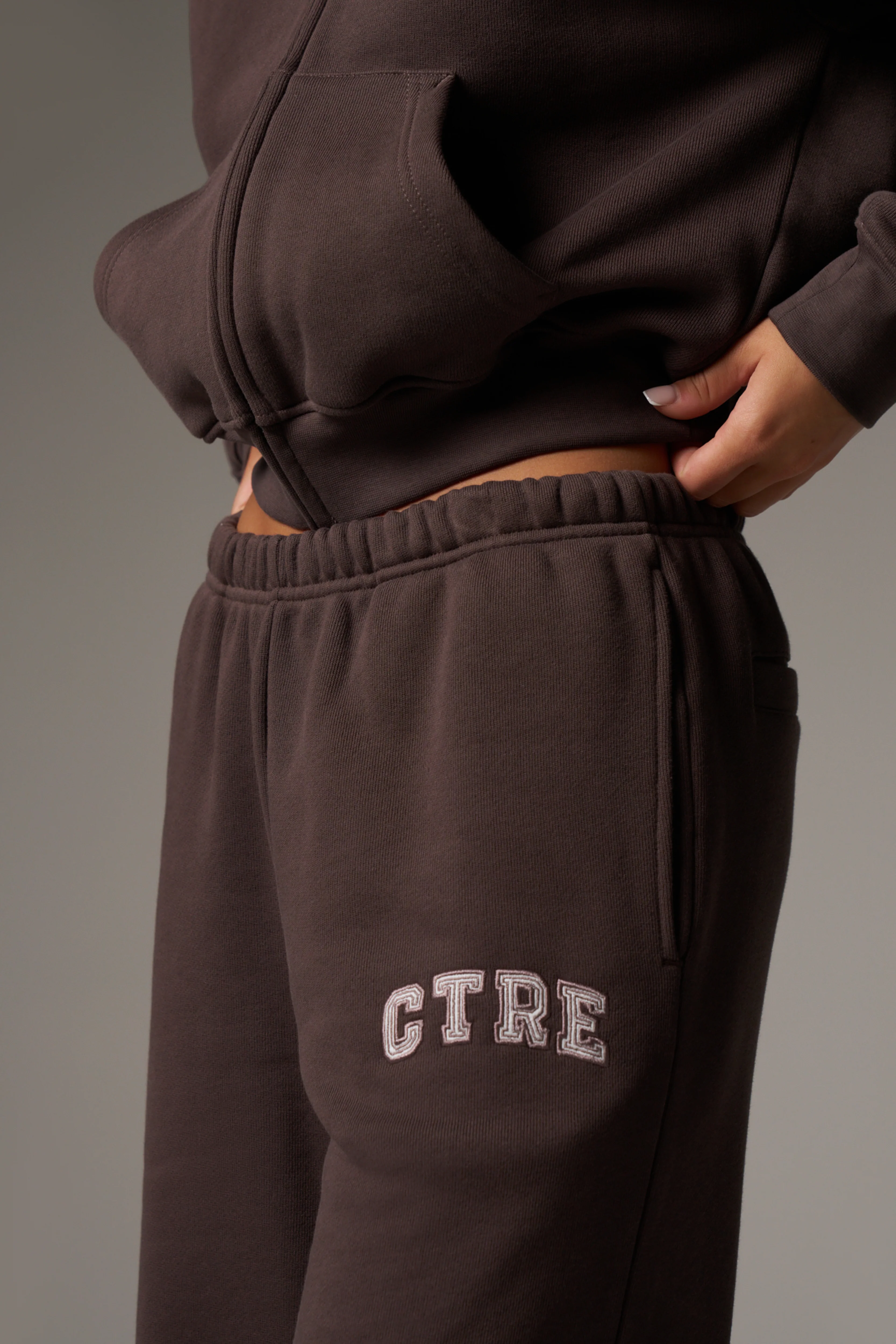 CTRE STRAIGHT LEG JOGGERS - BROWN